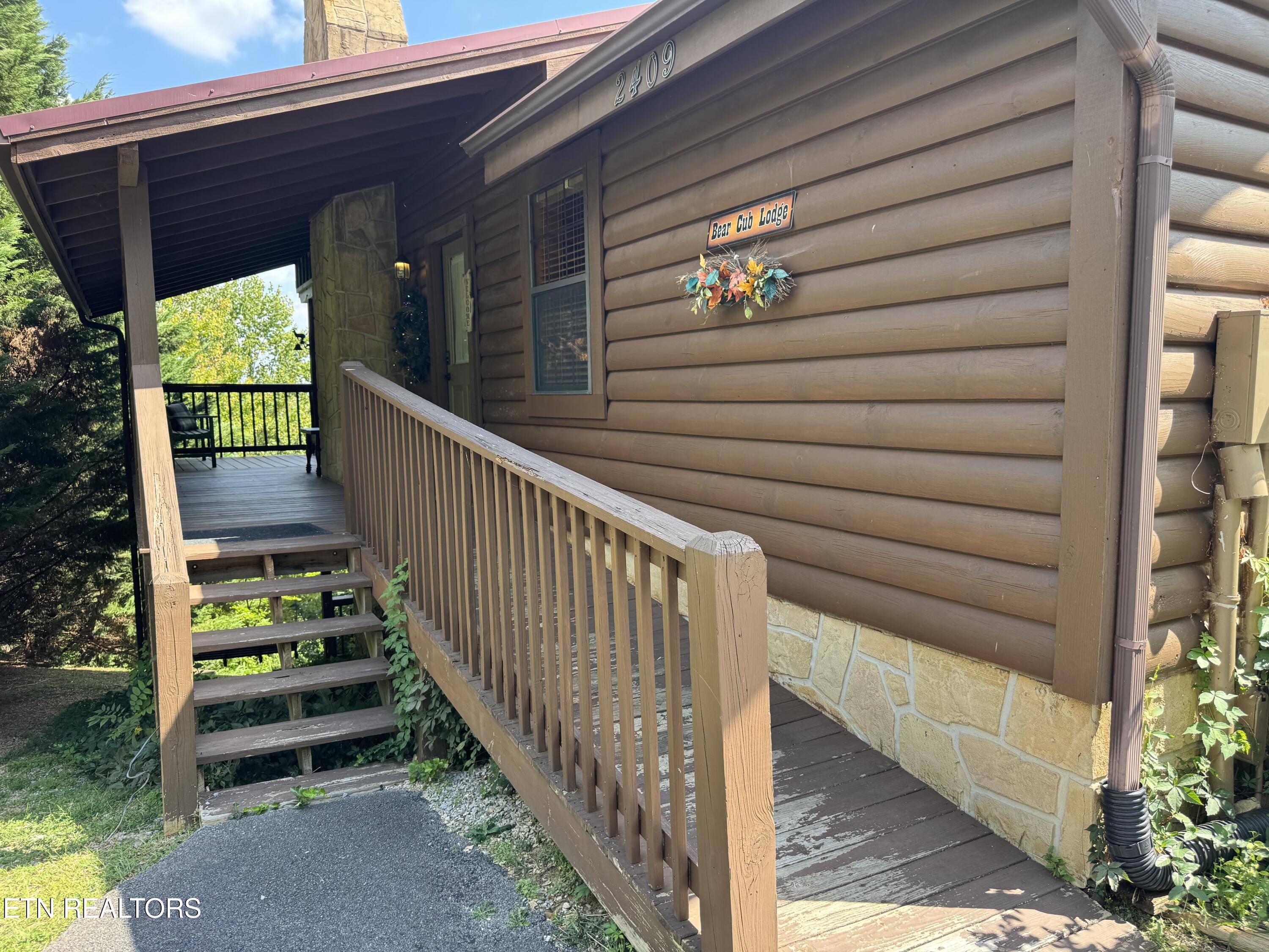 2409 Walnut Cove Way Sevierville TN 37862