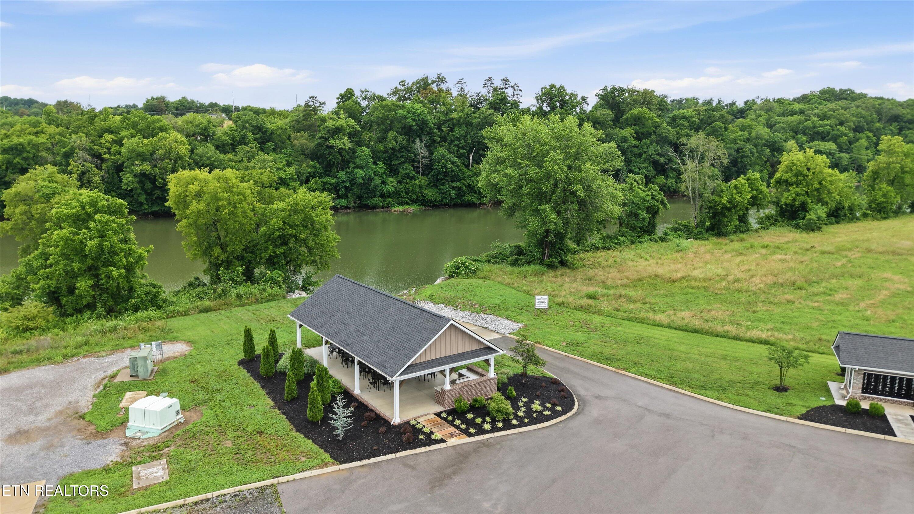 2119 Tributary Drive Sevierville TN 37876