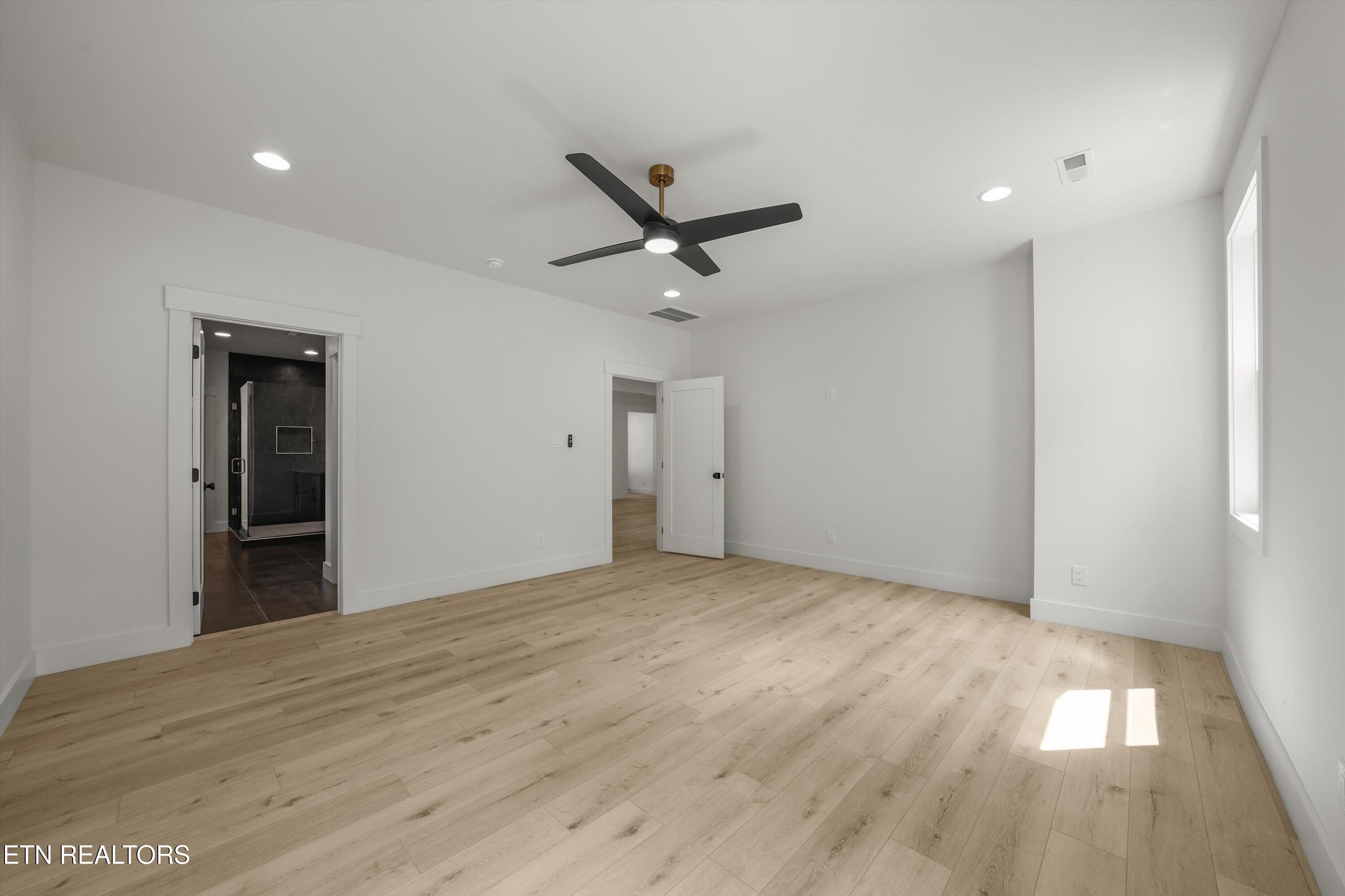177 Elokwa Way Loudon TN 37774