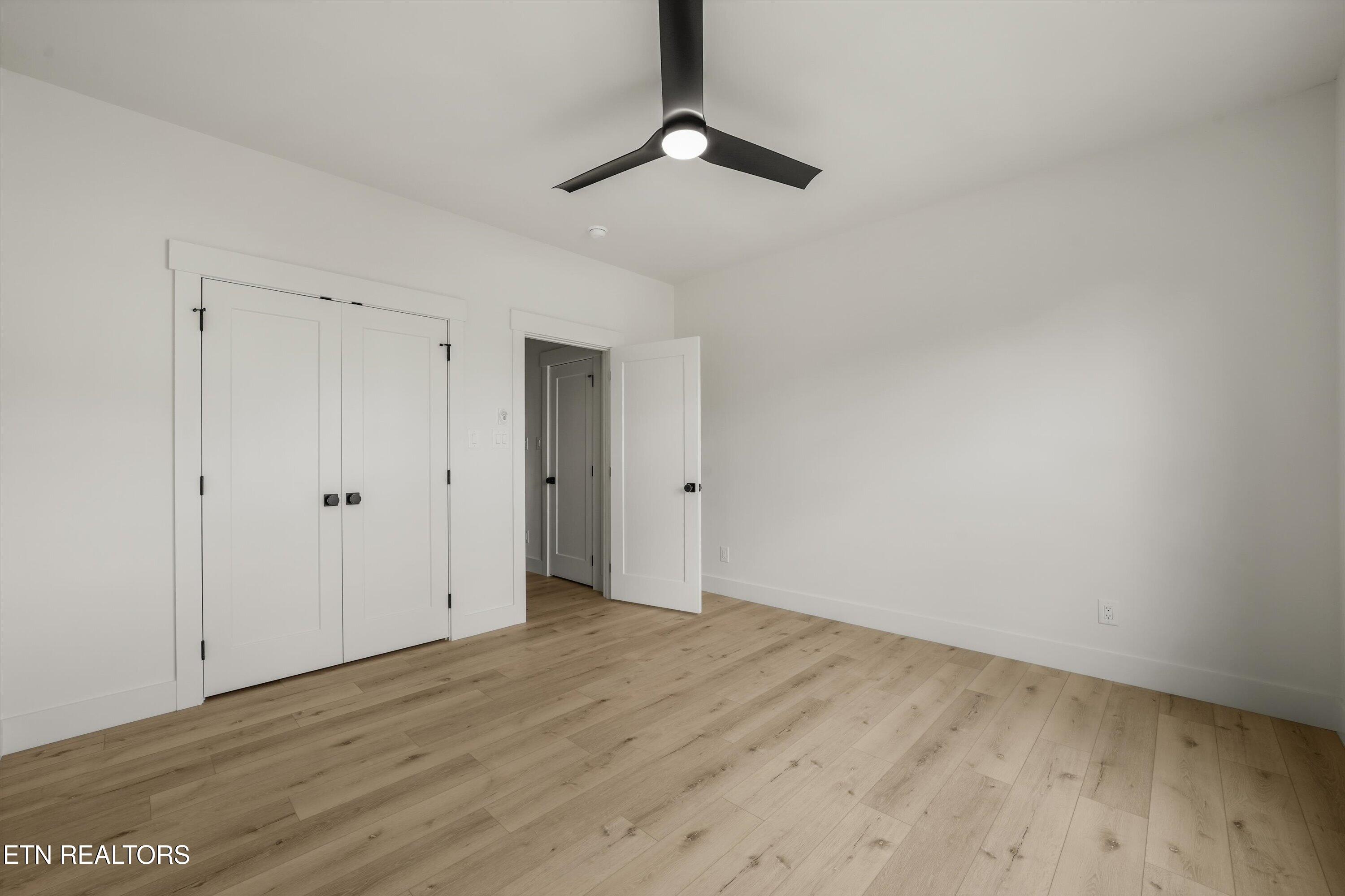 177 Elokwa Way Loudon TN 37774