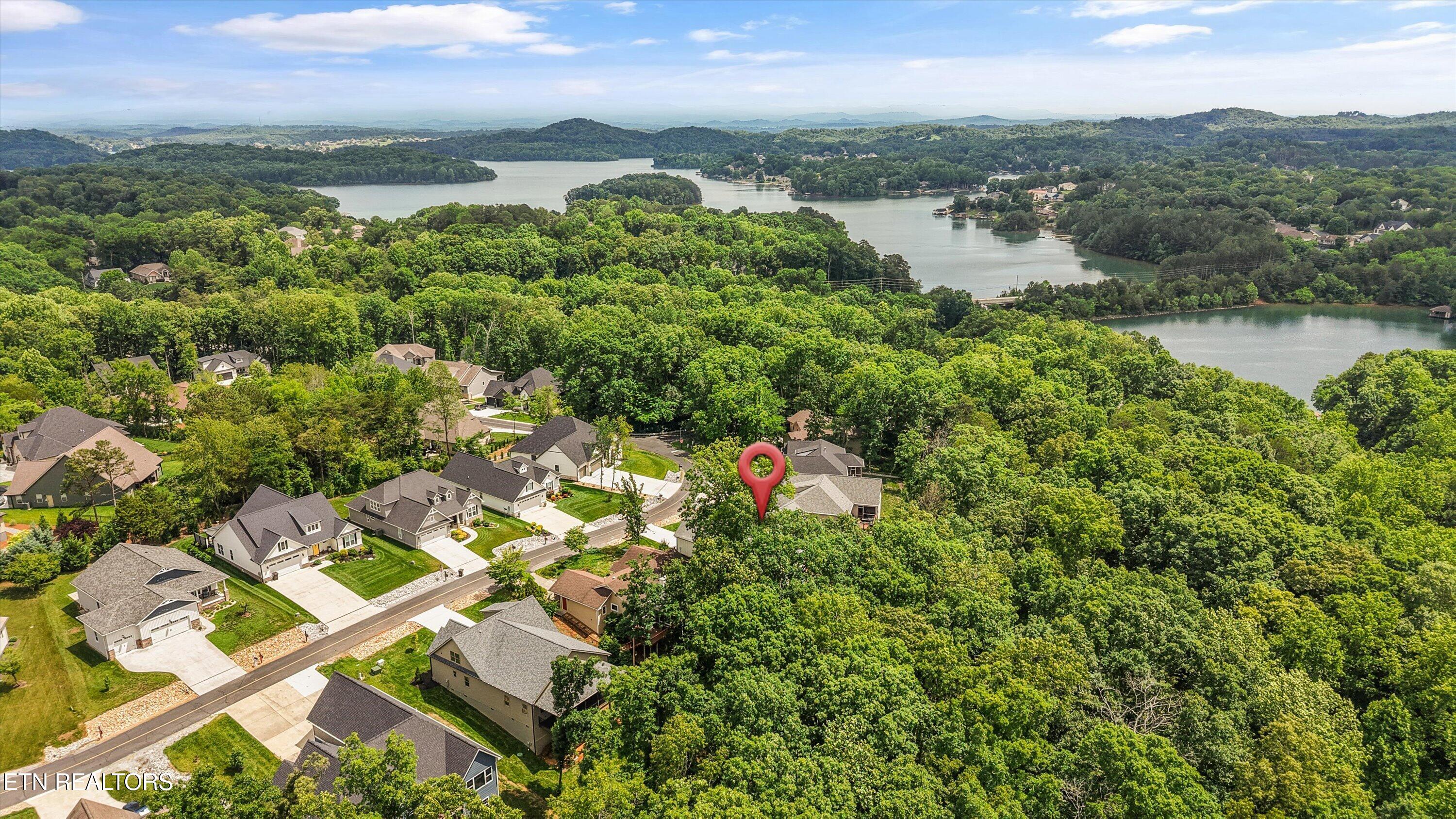 177 Elokwa Way Loudon TN 37774