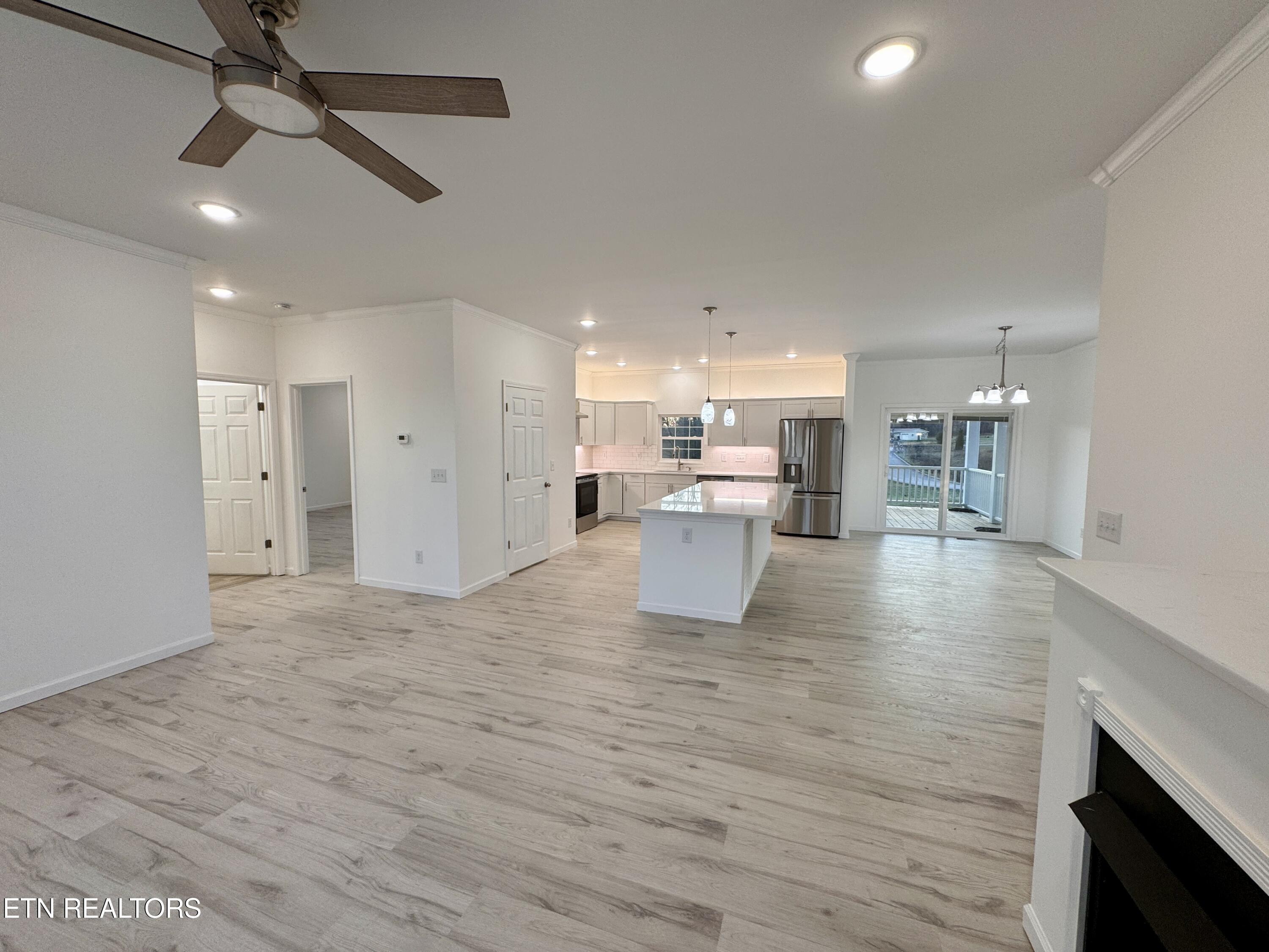 62 Whitson Lane Crossville TN 38572