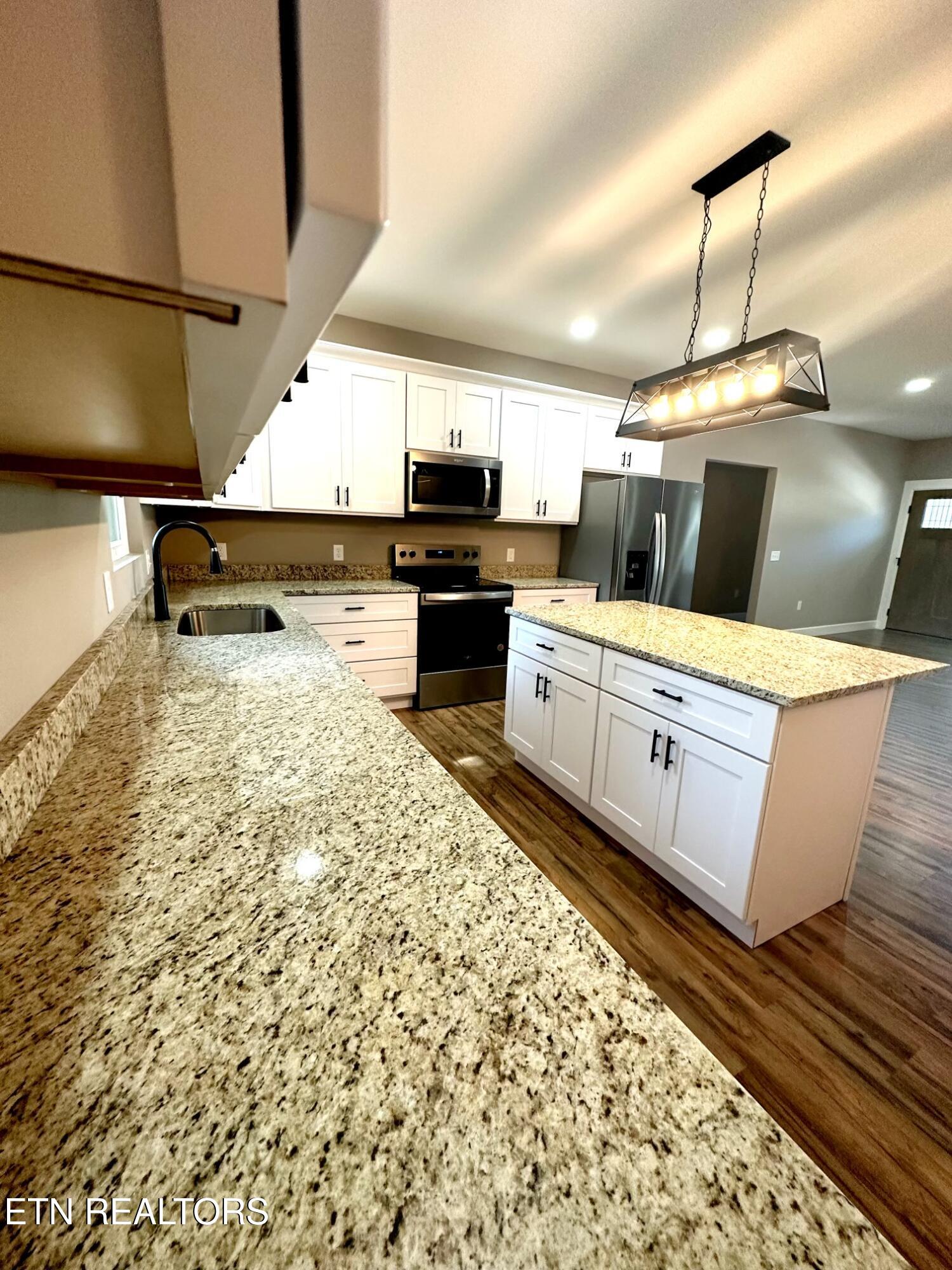 633 Rockwell Drive Drive Cookeville TN 38506