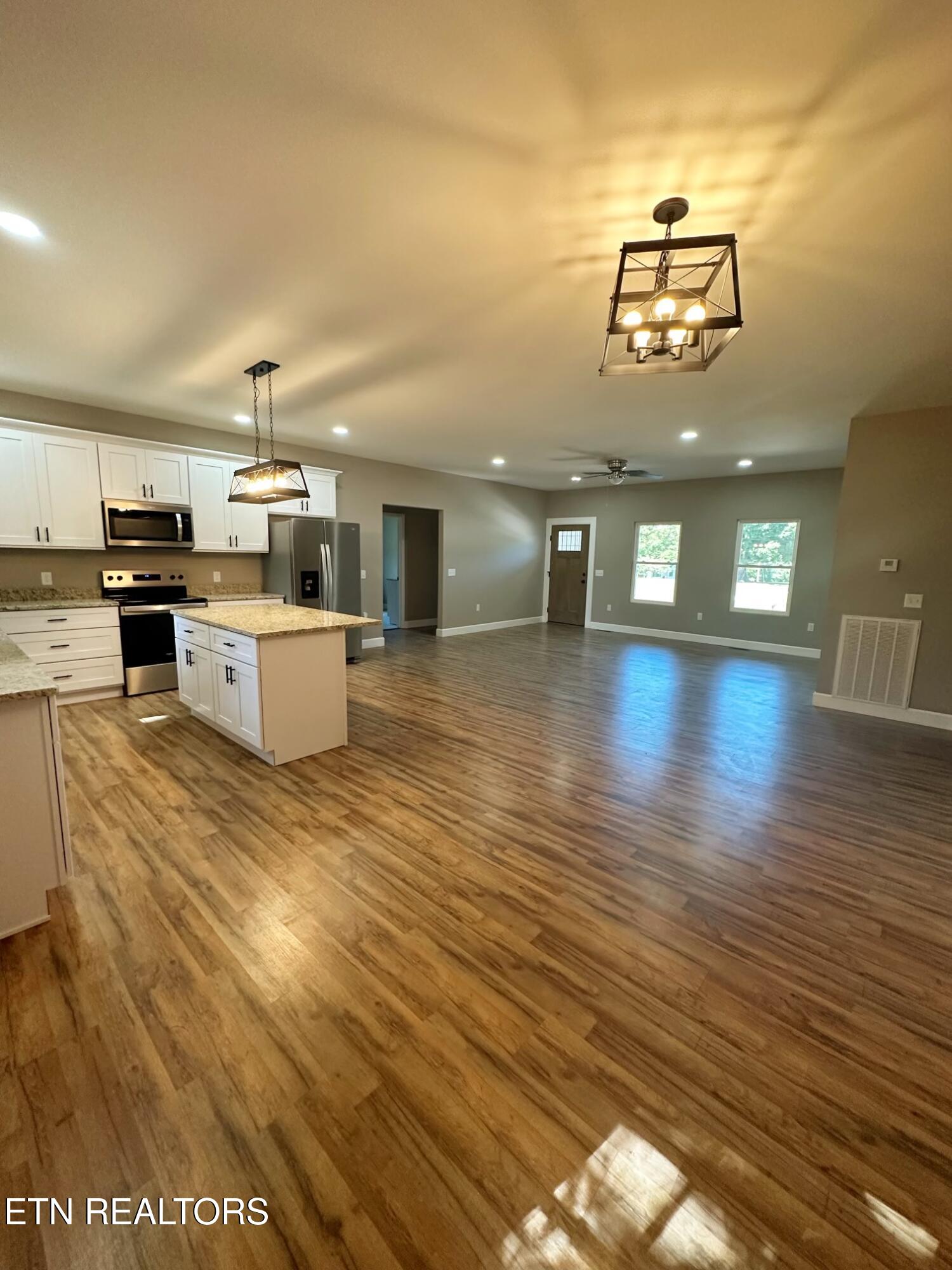 633 Rockwell Drive Drive Cookeville TN 38506