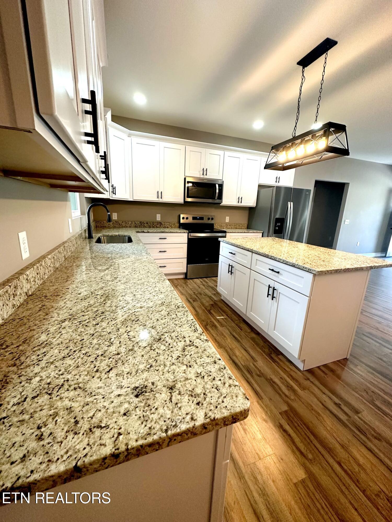 633 Rockwell Drive Drive Cookeville TN 38506