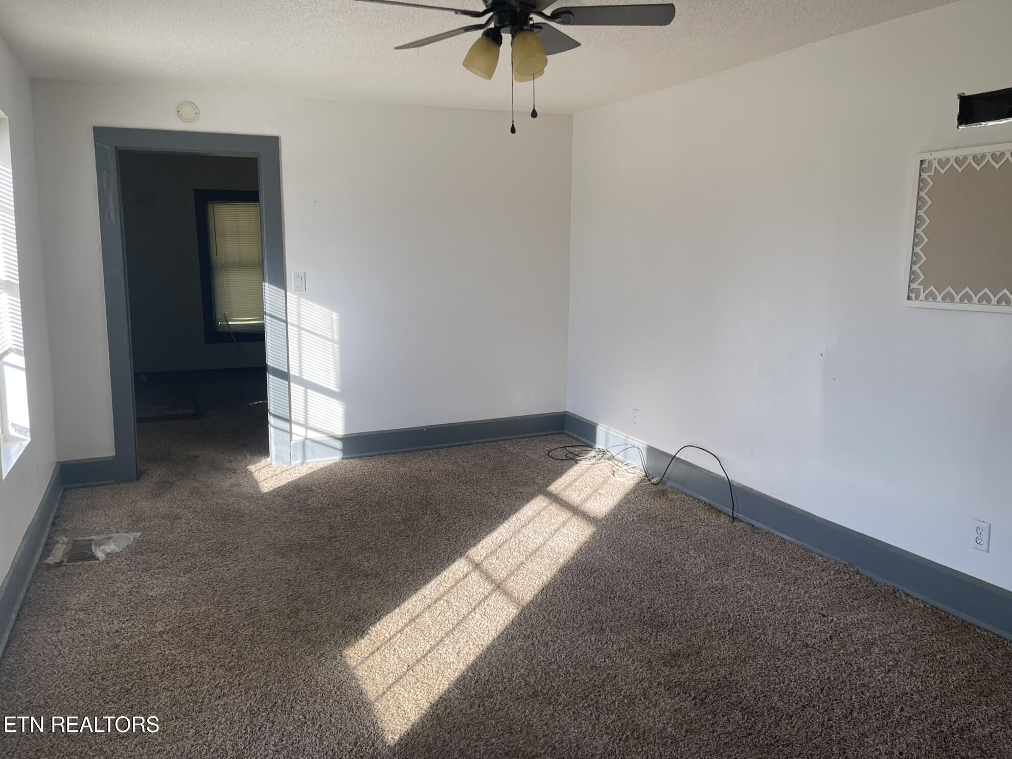 4505 Sing Lane Louisville TN 37777