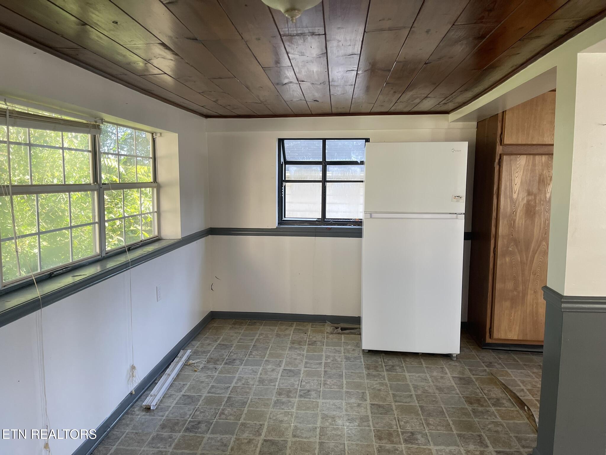 4505 Sing Lane Louisville TN 37777