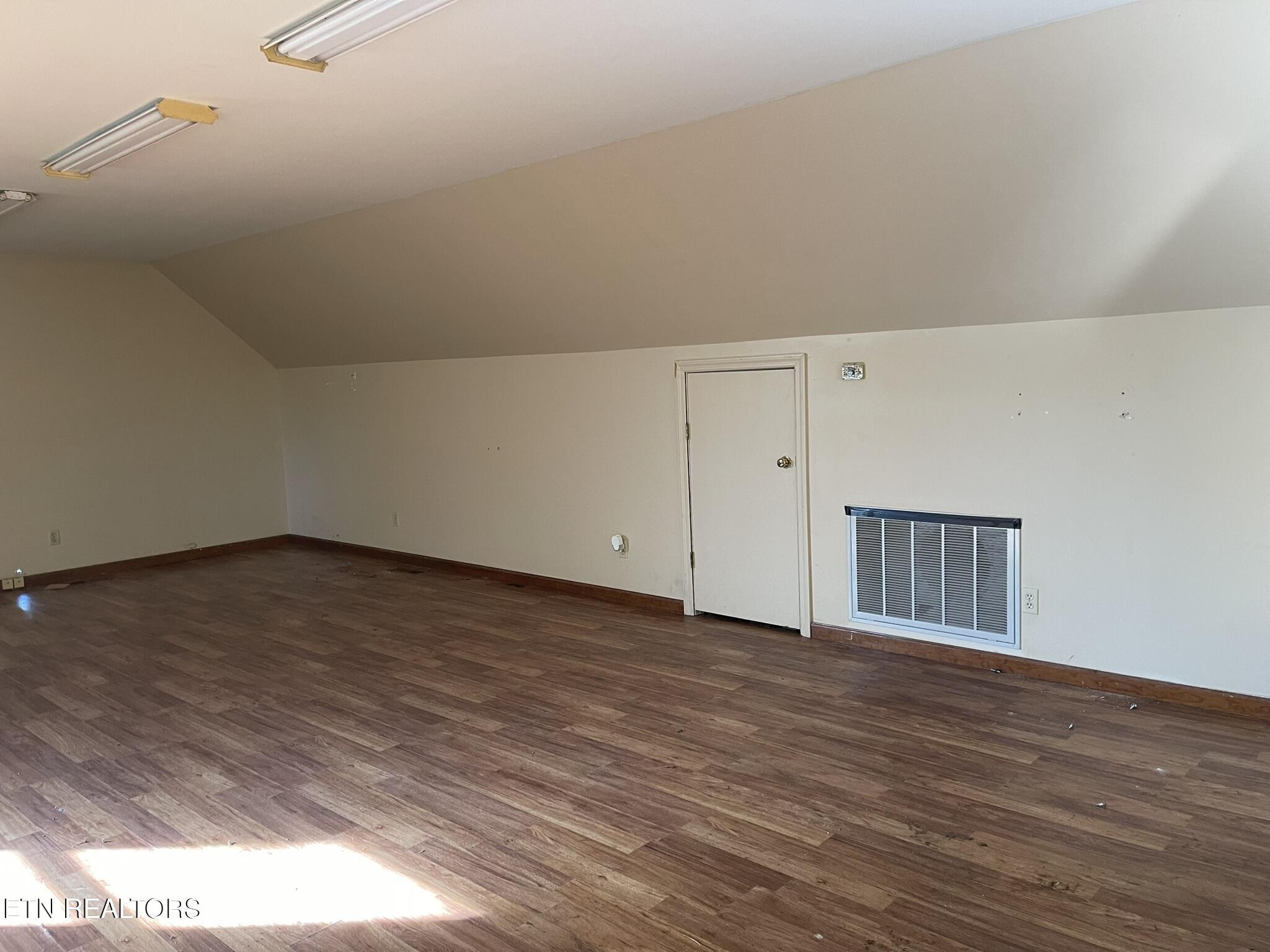 4505 Sing Lane Louisville TN 37777