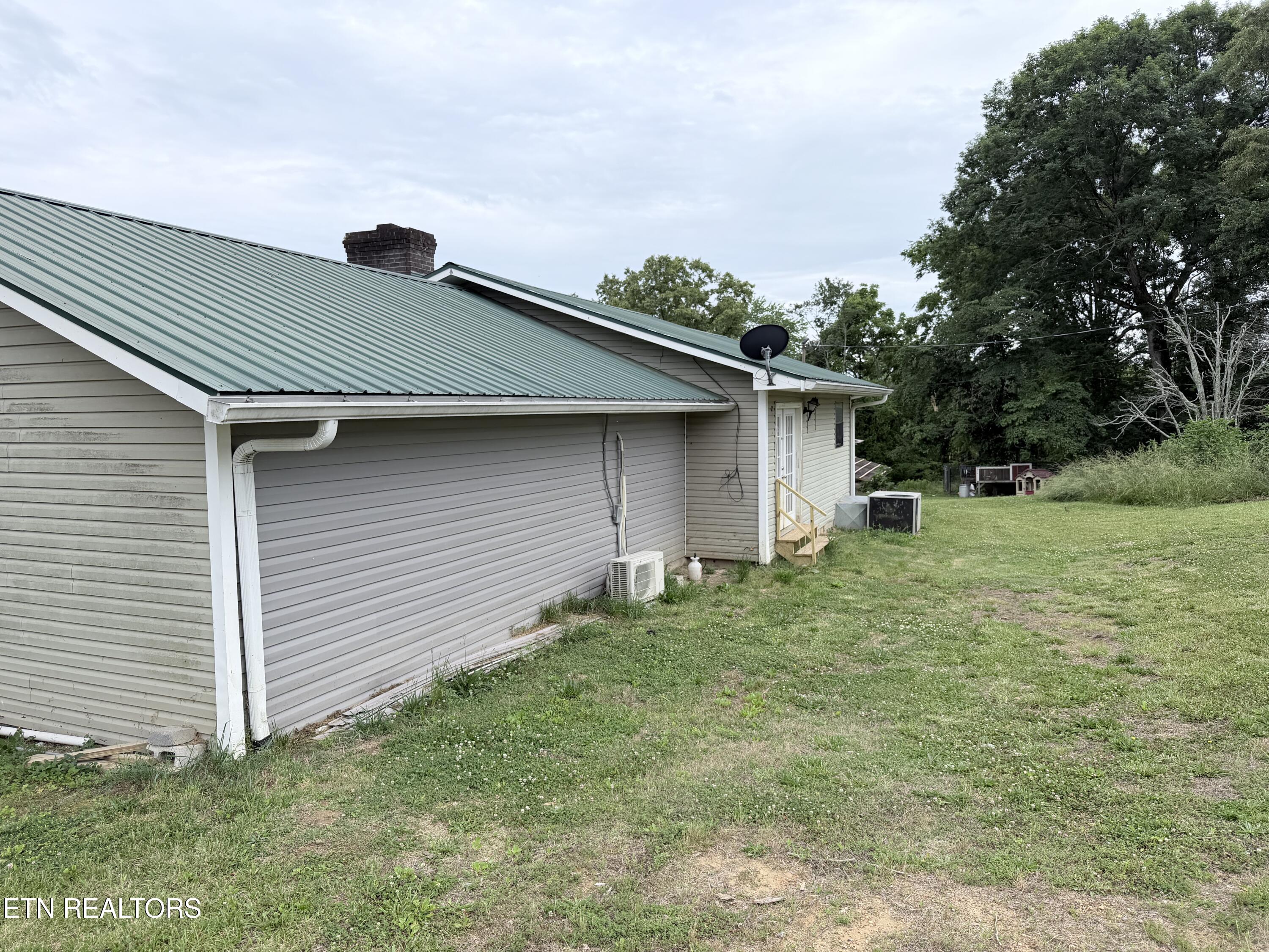130 County Road 306 Sweetwater TN 37874