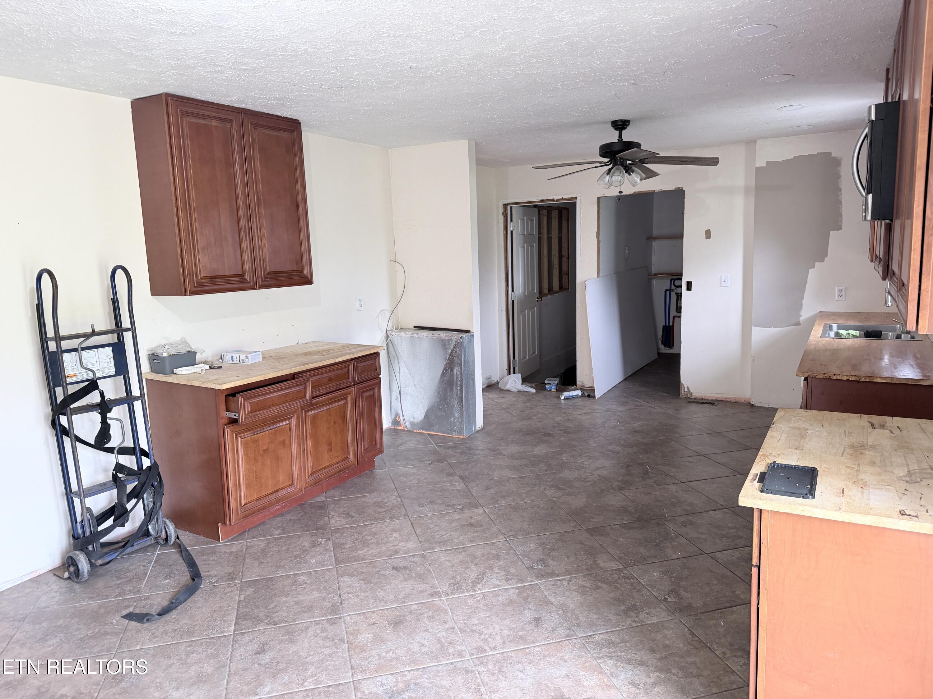 130 County Road 306 Sweetwater TN 37874