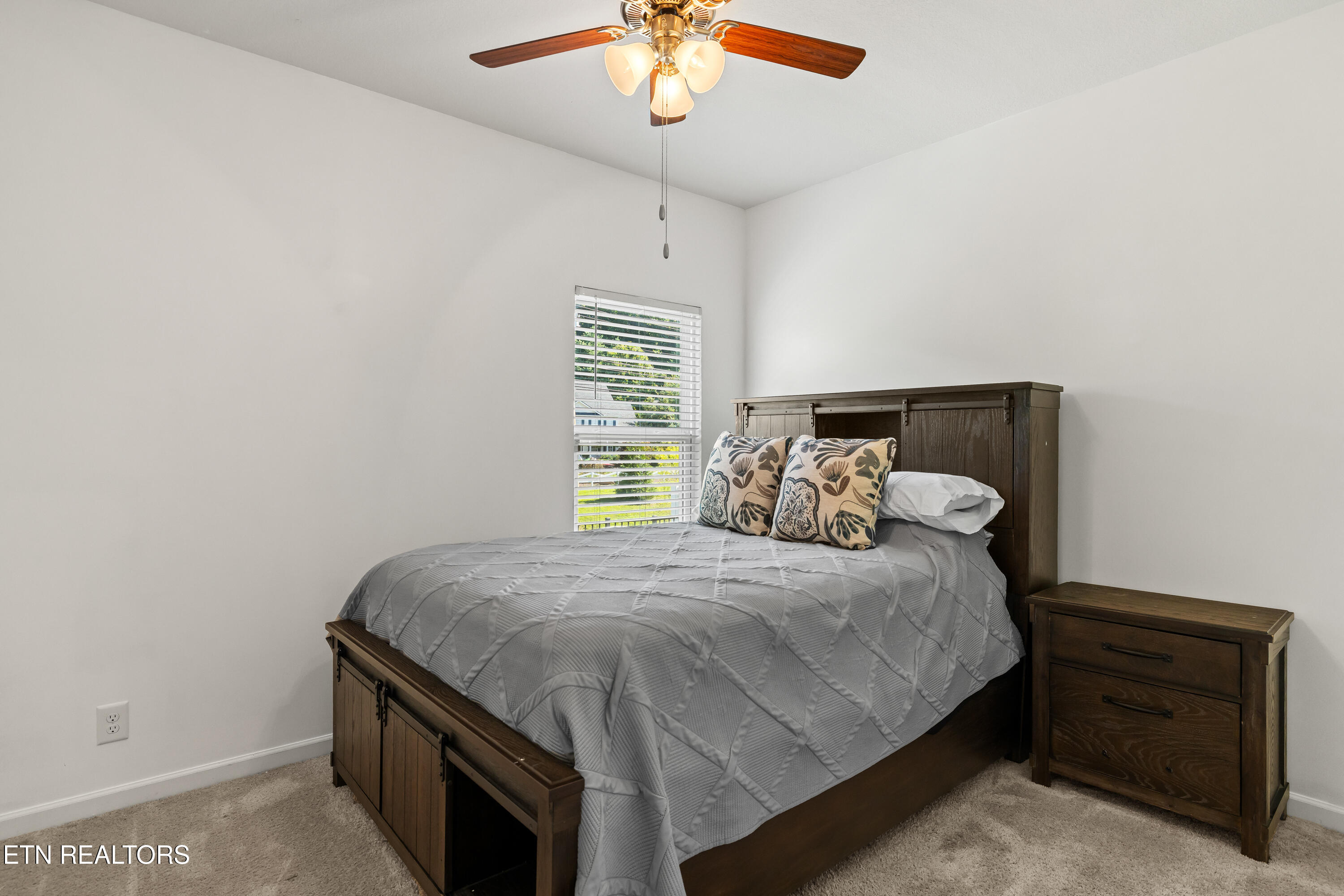 9822 War Admiral Lane Knoxville TN 37931
