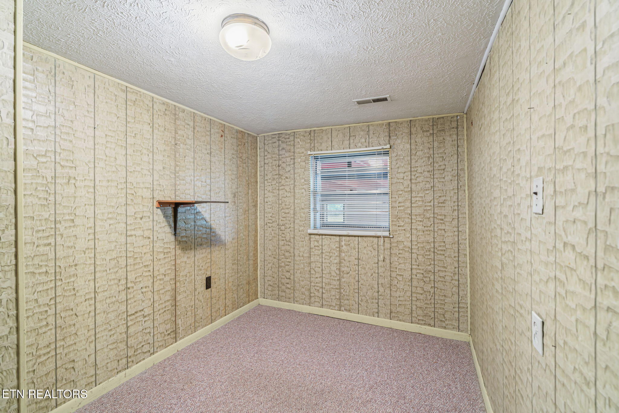 417 Tennessee Avenue Greenback TN 37742