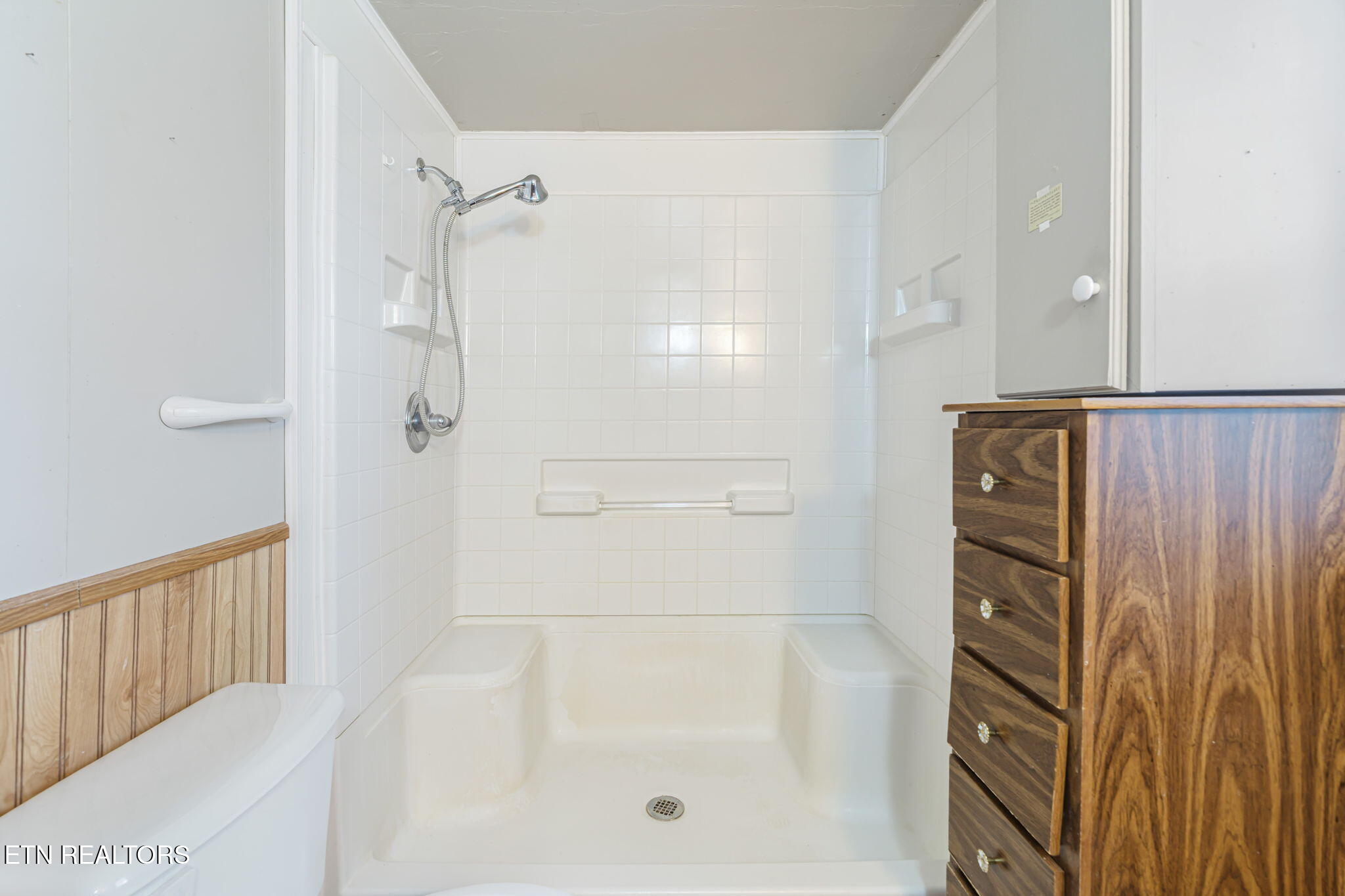 417 Tennessee Avenue Greenback TN 37742