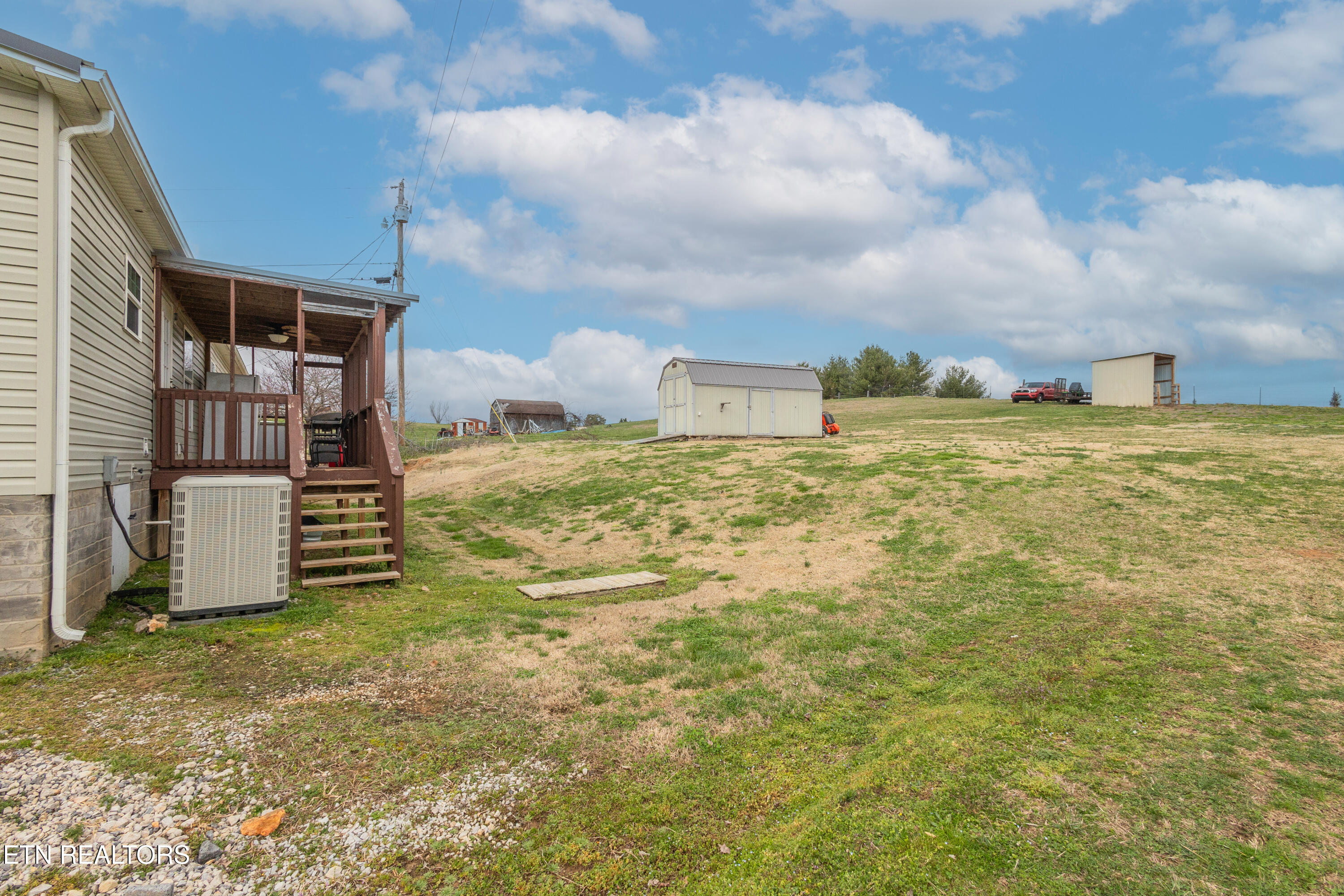915 Howell River Road Rutledge TN 37861