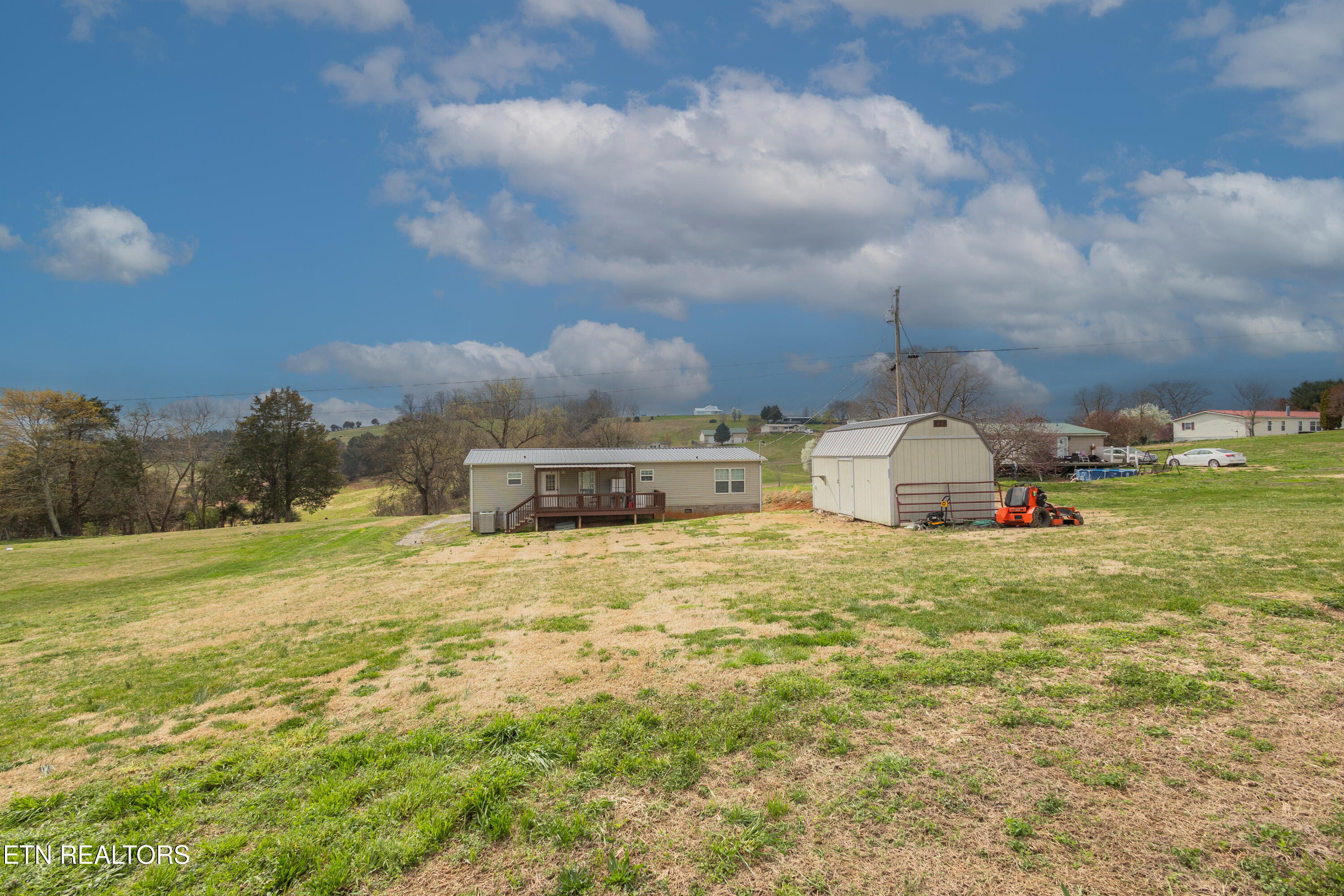 915 Howell River Road Rutledge TN 37861