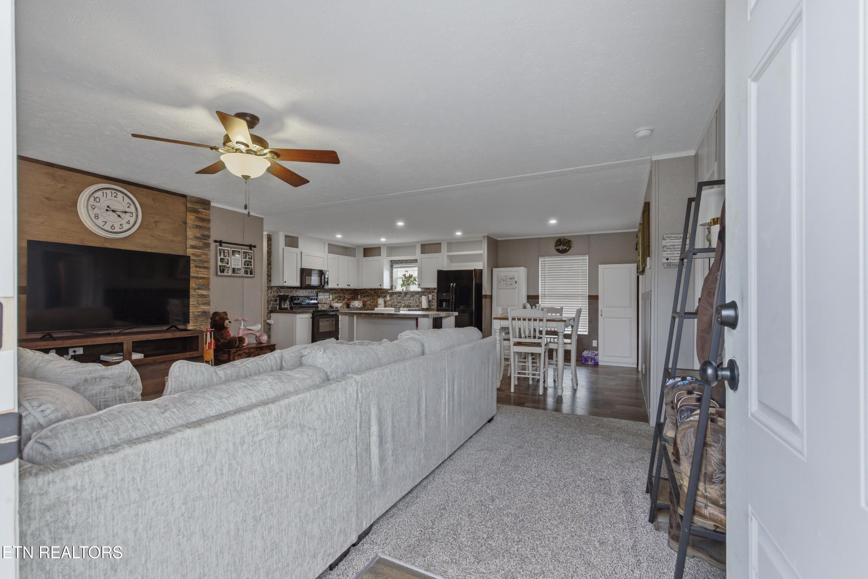 915 Howell River Road Rutledge TN 37861