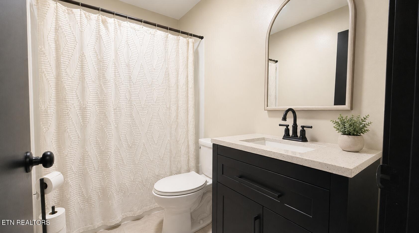 204 Black Fox Harbor Road Washburn TN 37888