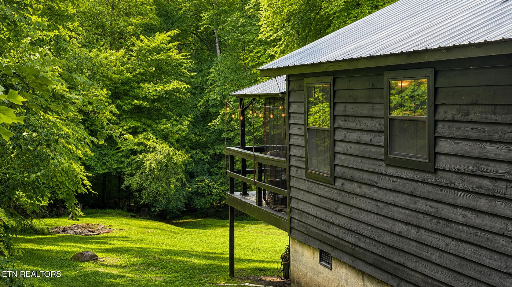204 Black Fox Harbor Road Washburn TN 37888