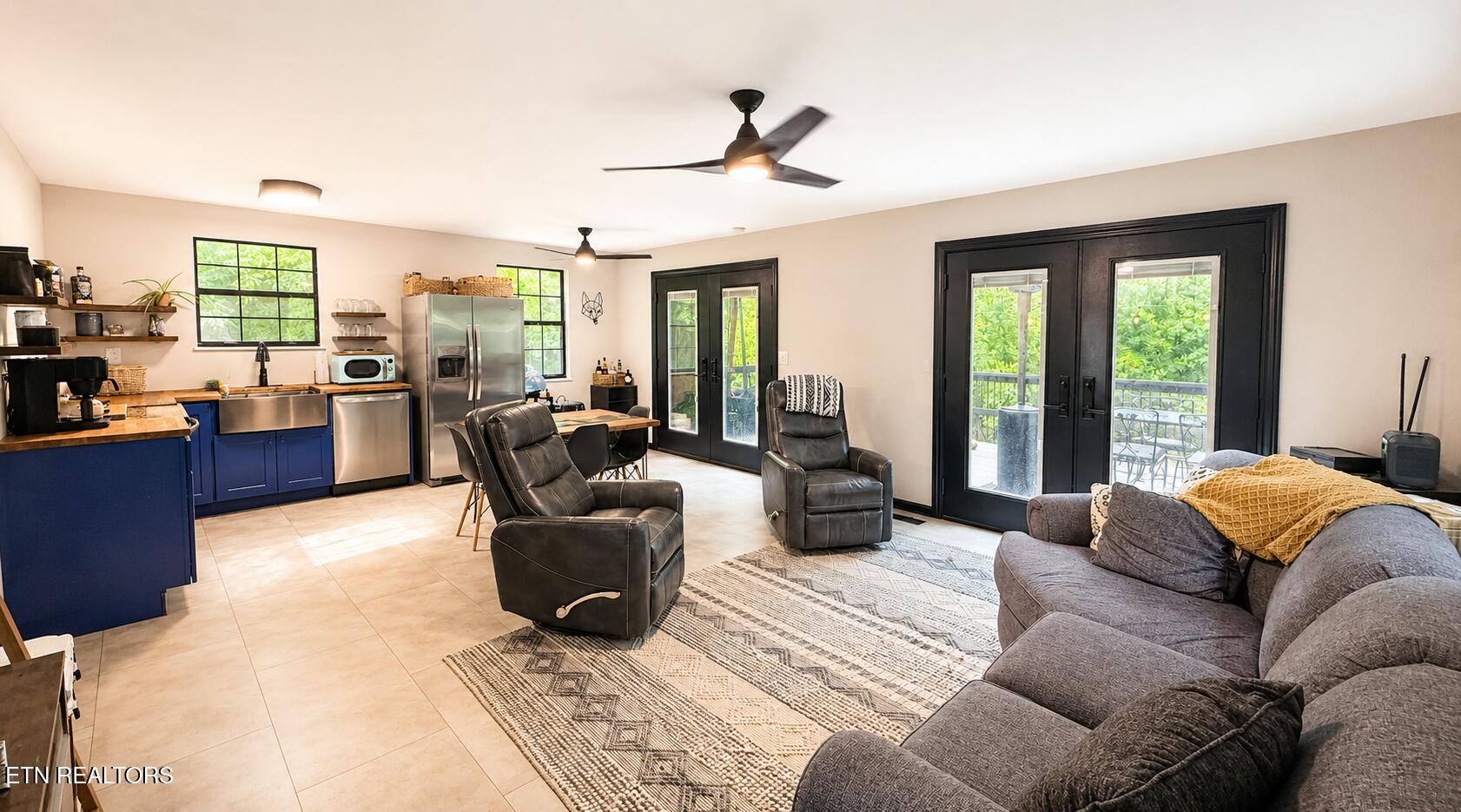 204 Black Fox Harbor Road Washburn TN 37888