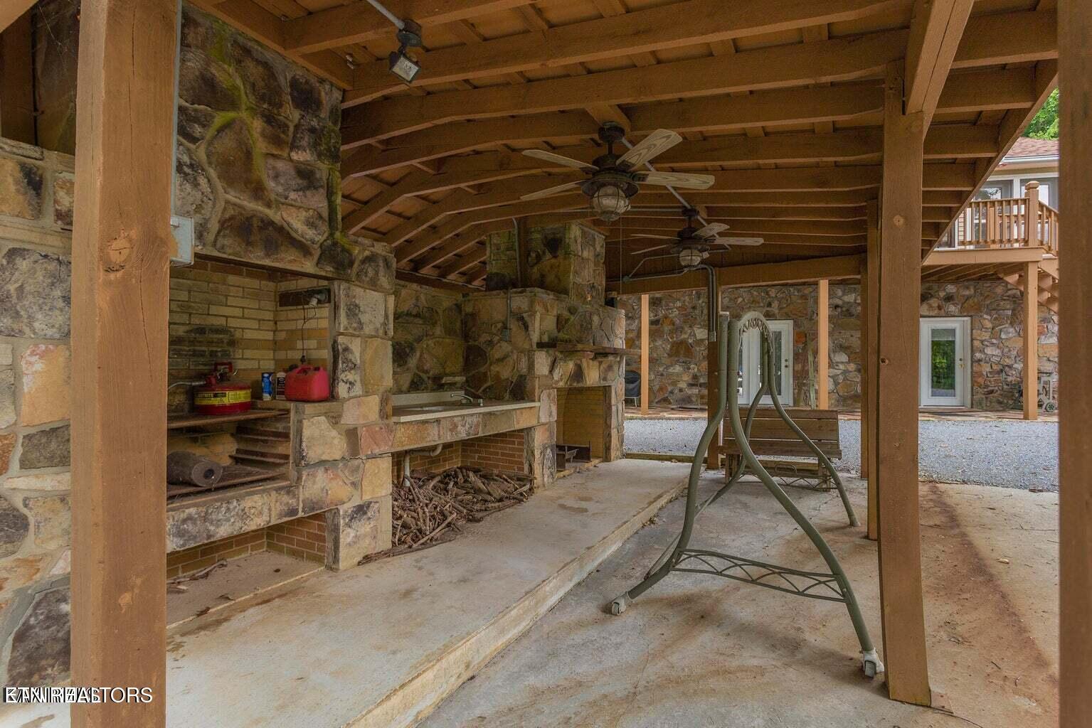 125 Mallard Duck Lane Rockwood TN 37854