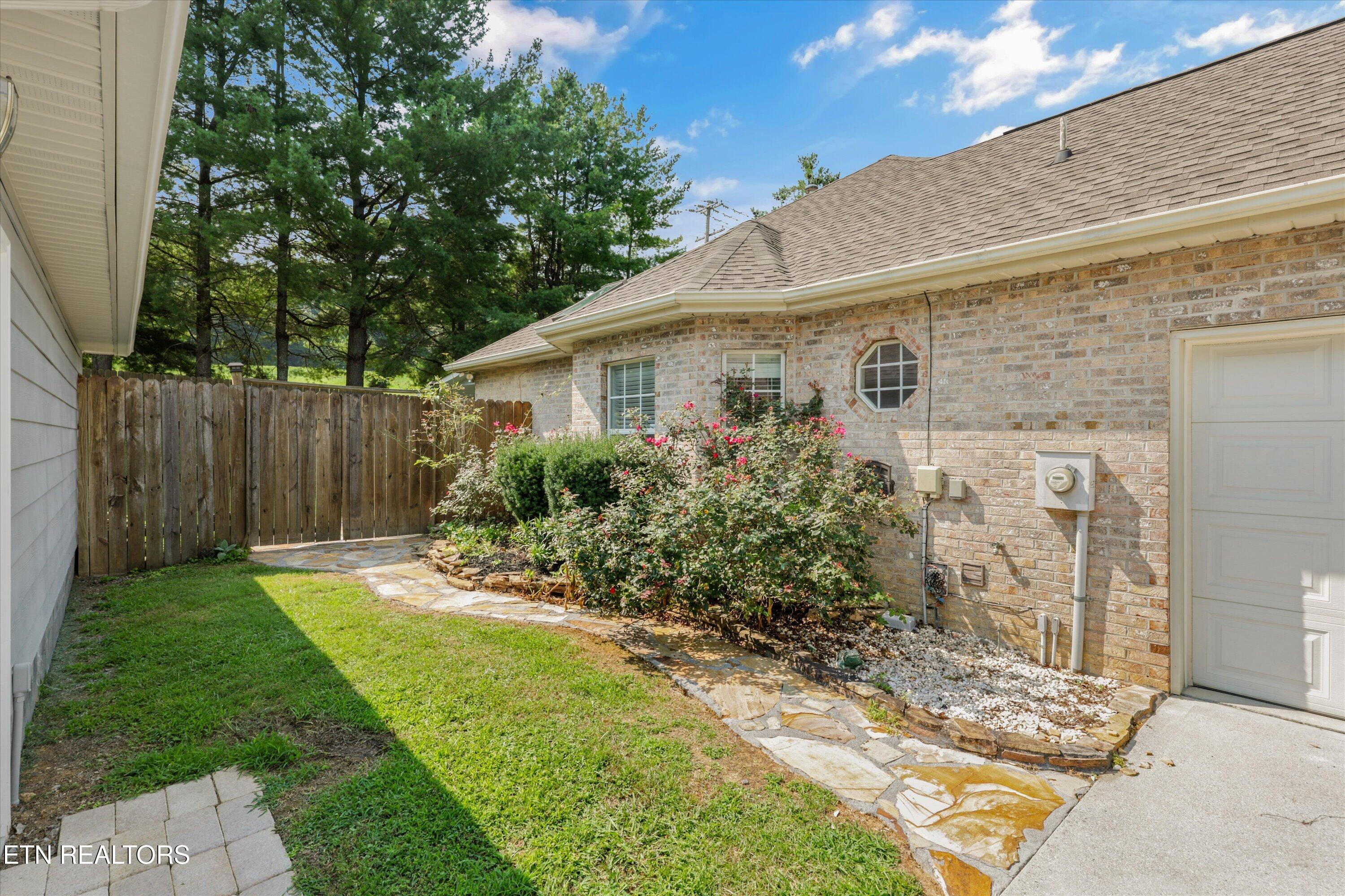 2393 Conners Creek Circle Knoxville TN 37932