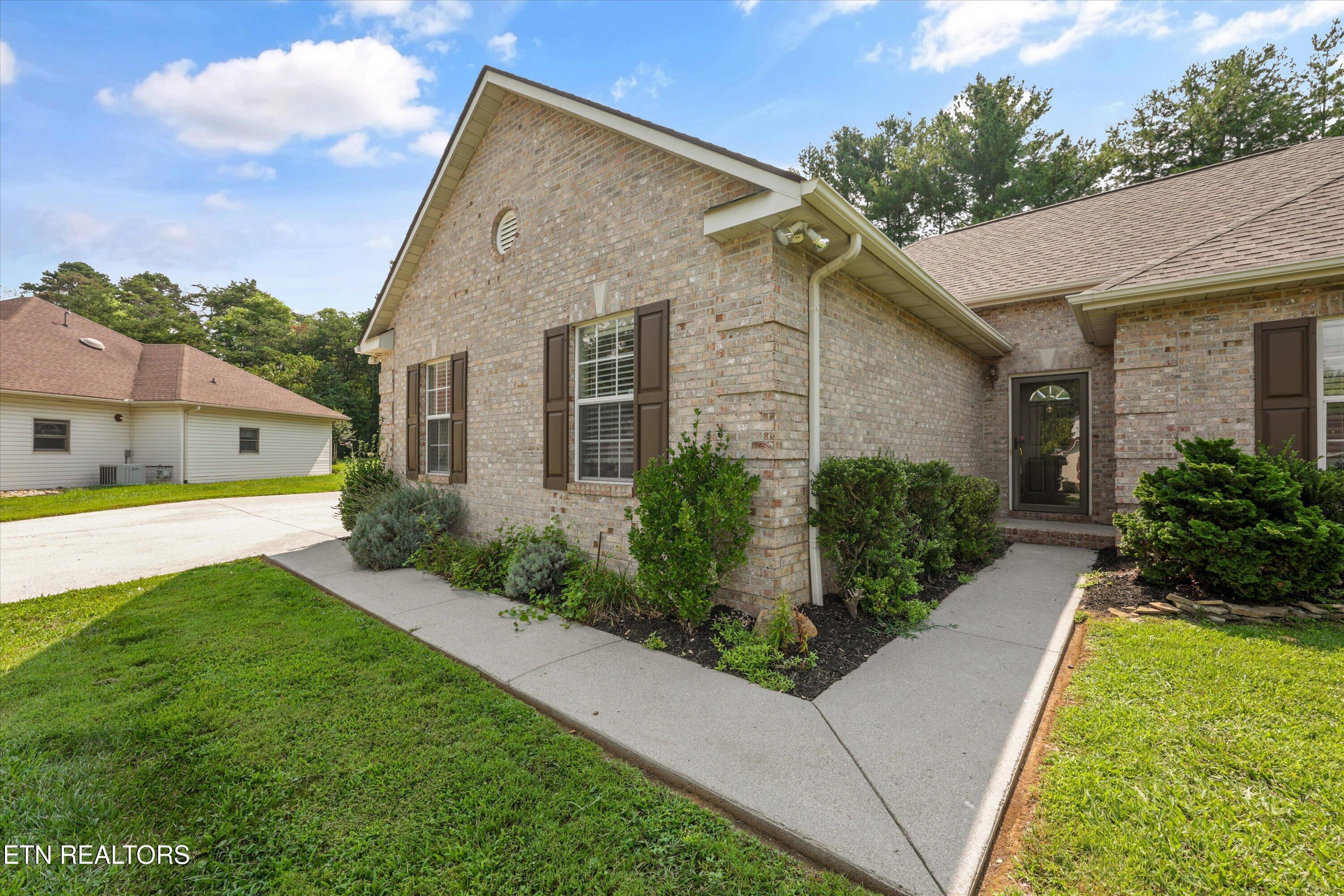 2393 Conners Creek Circle Knoxville TN 37932