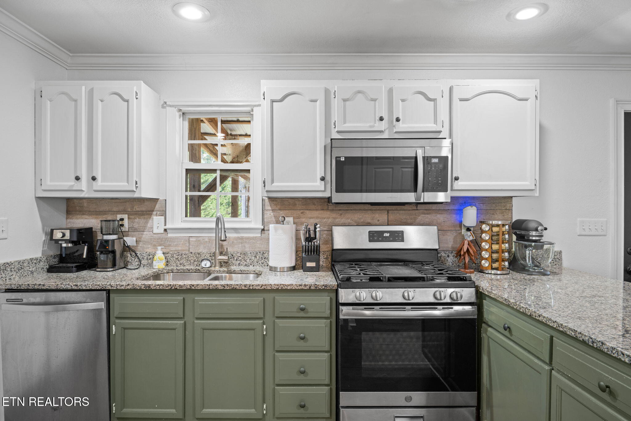 173 Burley Nelson Lane Clinton TN 37716