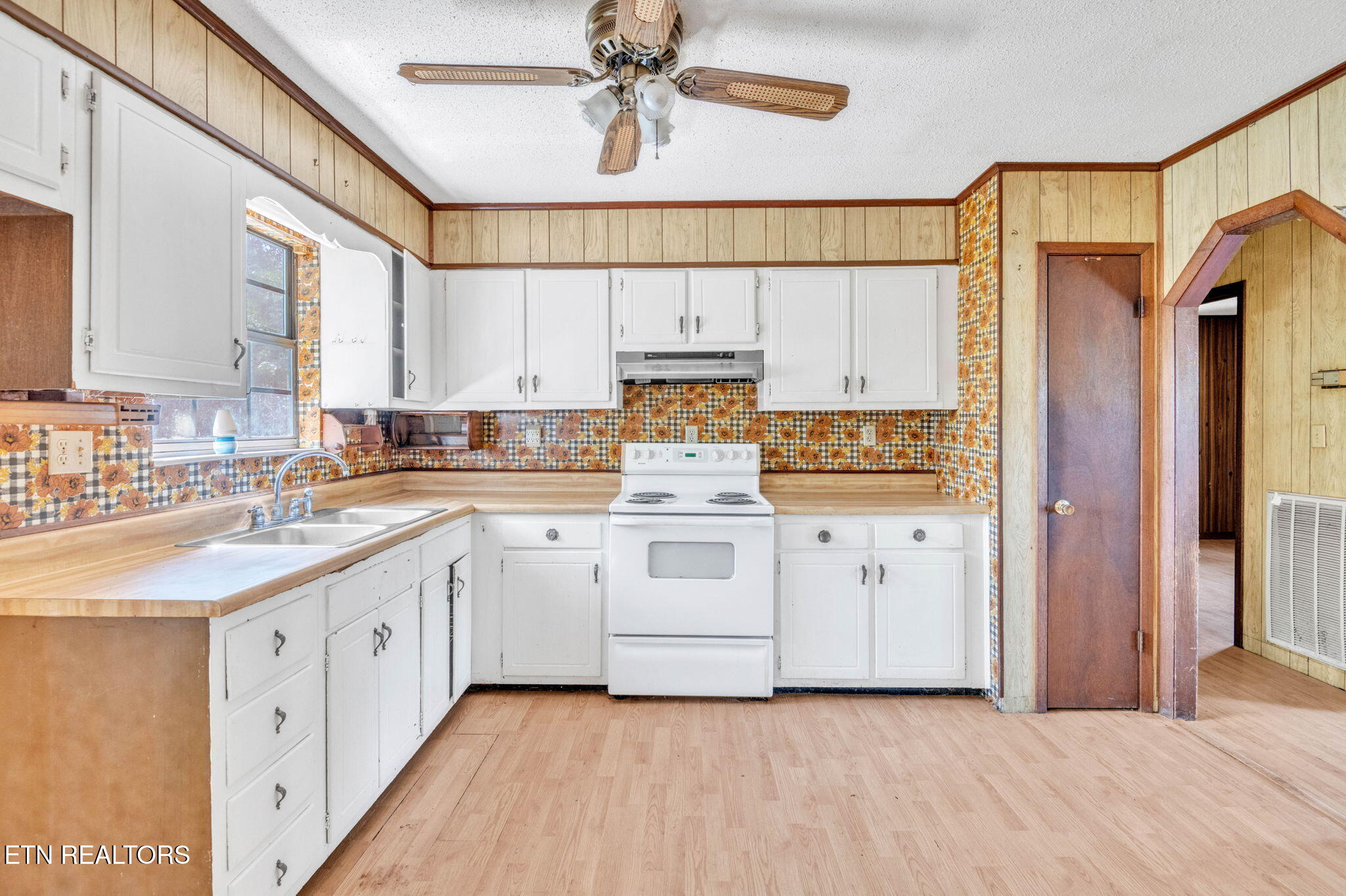 322 Idlewild Drive White Pine TN 37890