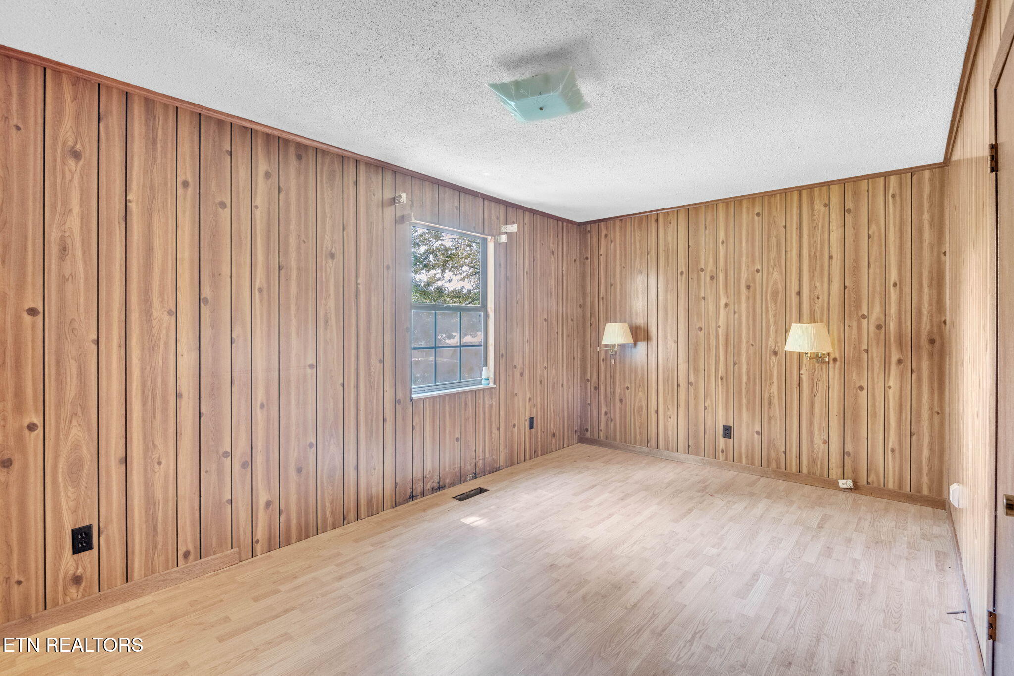 322 Idlewild Drive White Pine TN 37890