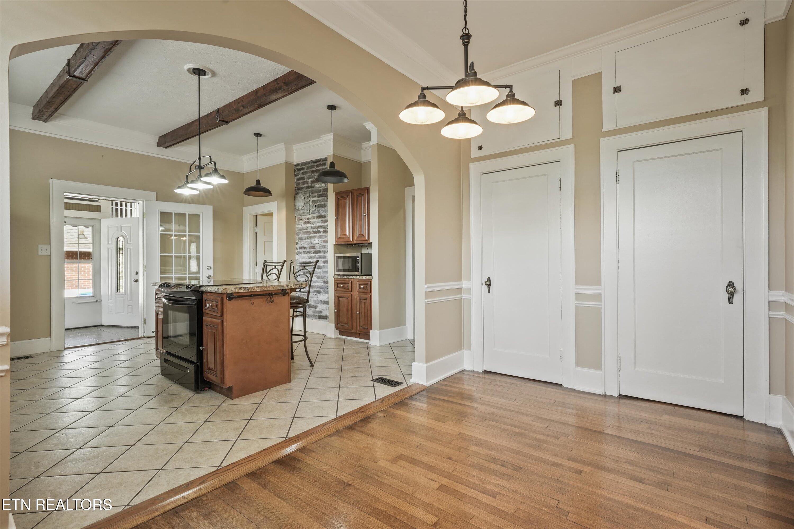 518 N Main Street Clinton TN 37716