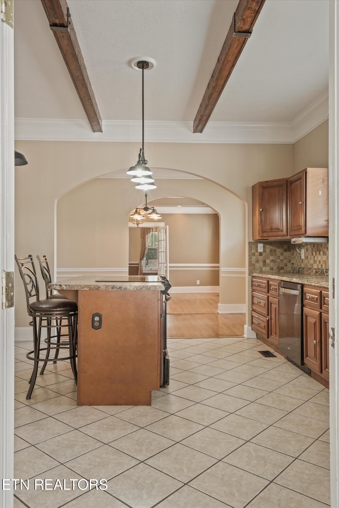 518 N Main Street Clinton TN 37716