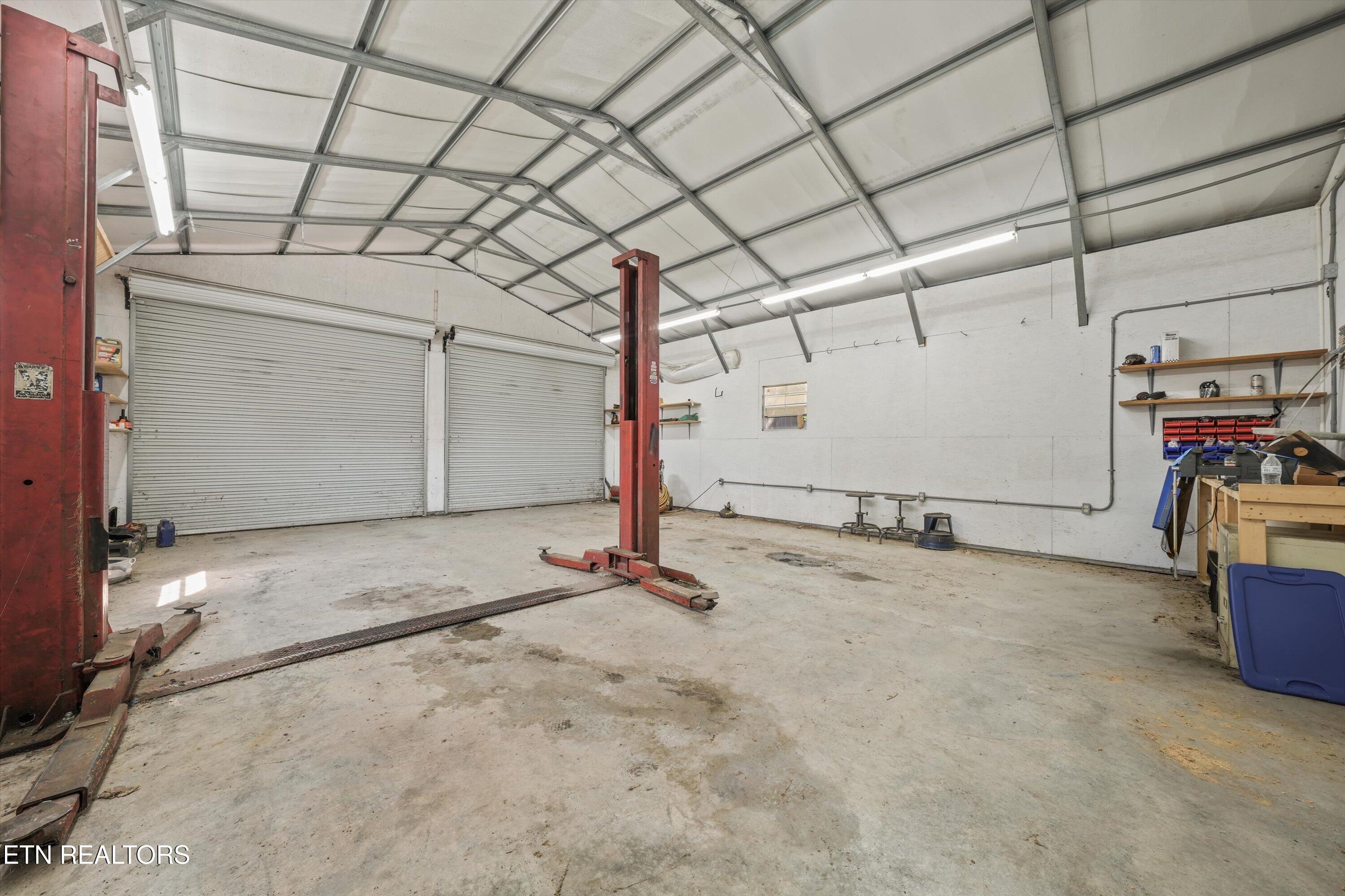 518 N Main Street Clinton TN 37716