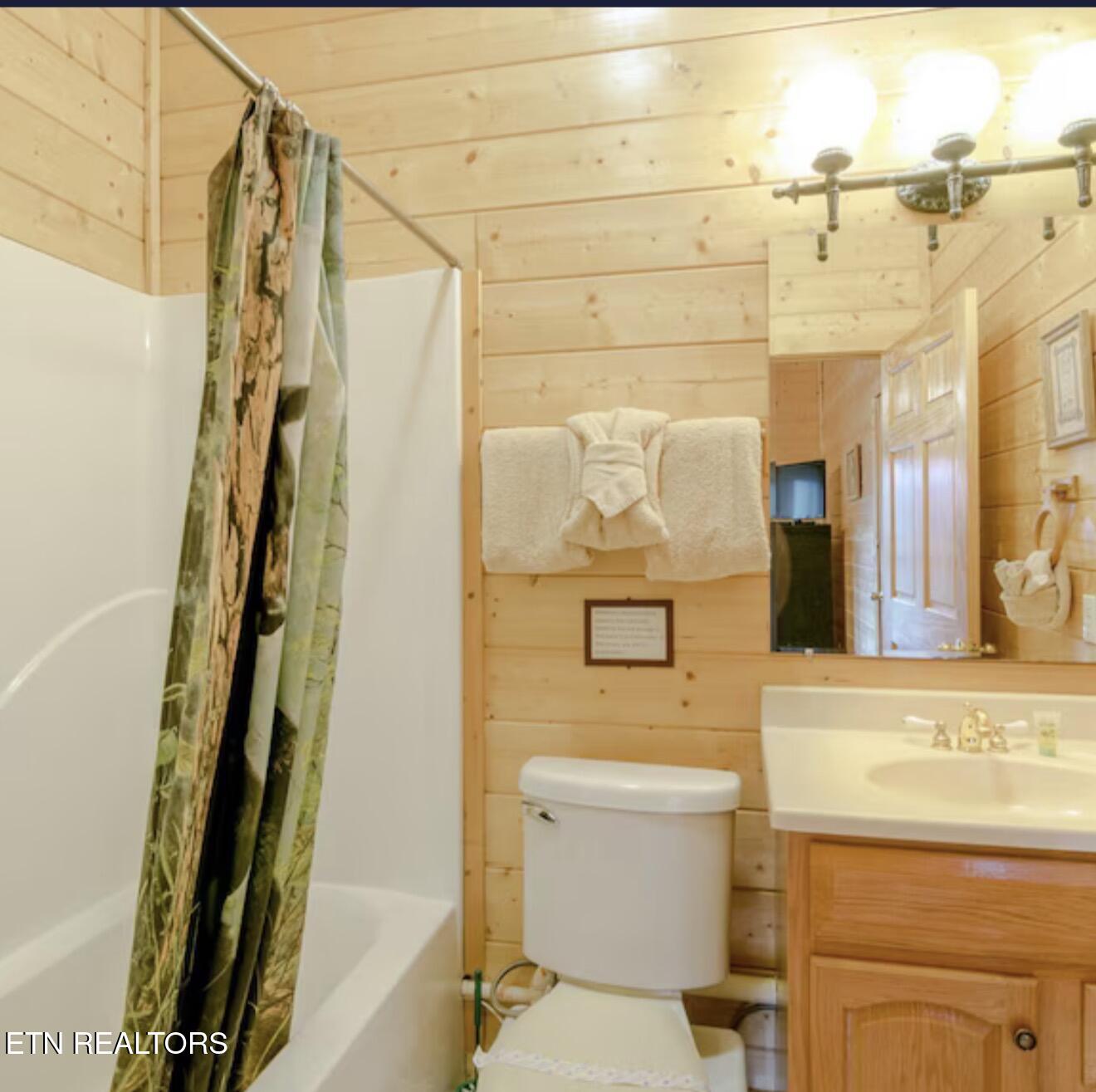 909 Fawn Hollow Trail Townsend TN 37882