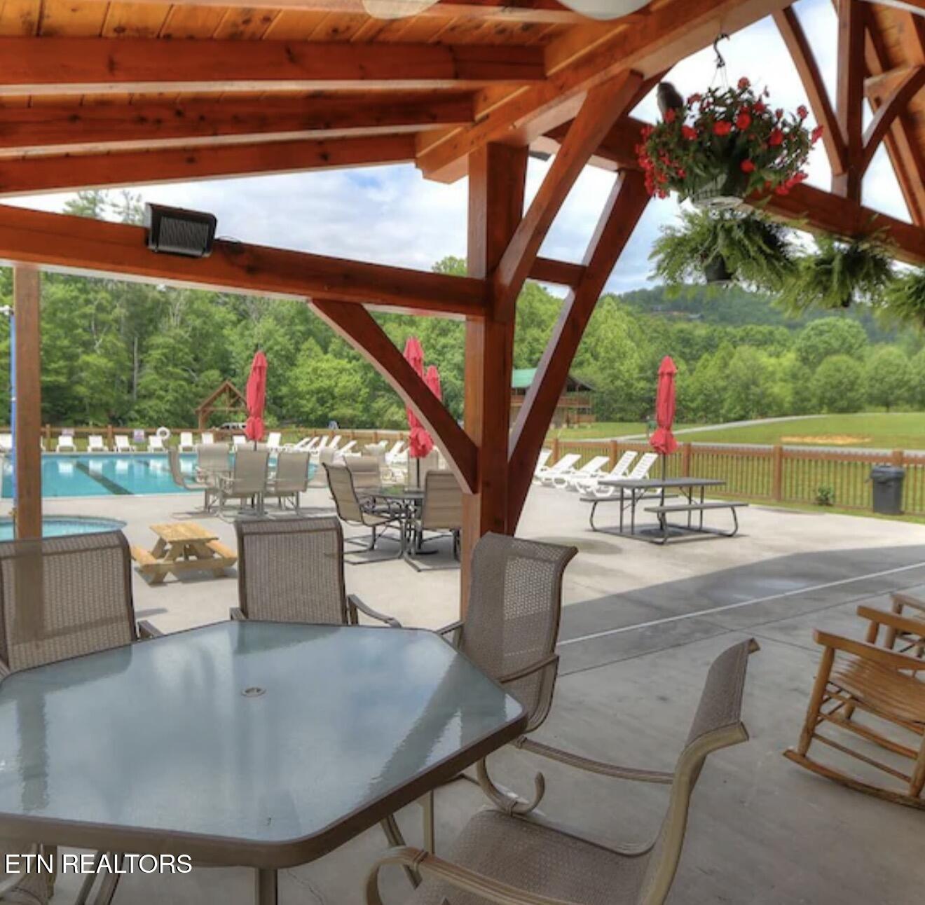 909 Fawn Hollow Trail Townsend TN 37882