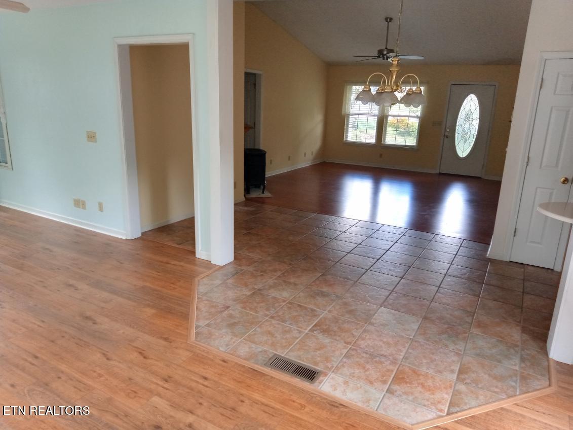 41 Chelsea Drive Crossville TN 38555