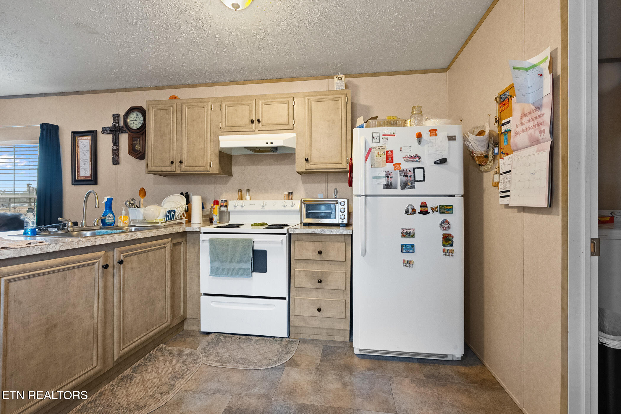 2938 Kathy Drive Kodak TN 37764