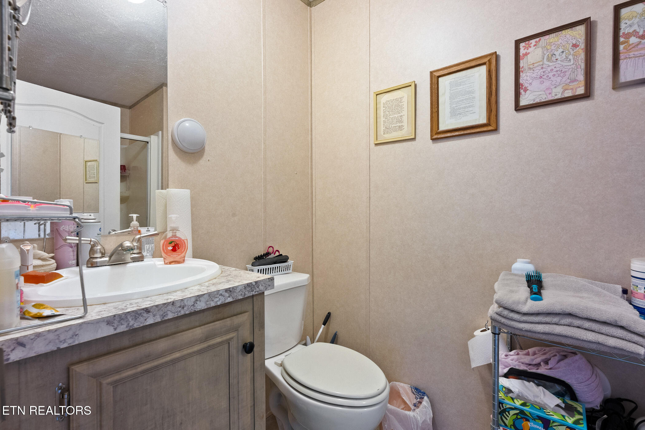 2938 Kathy Drive Kodak TN 37764