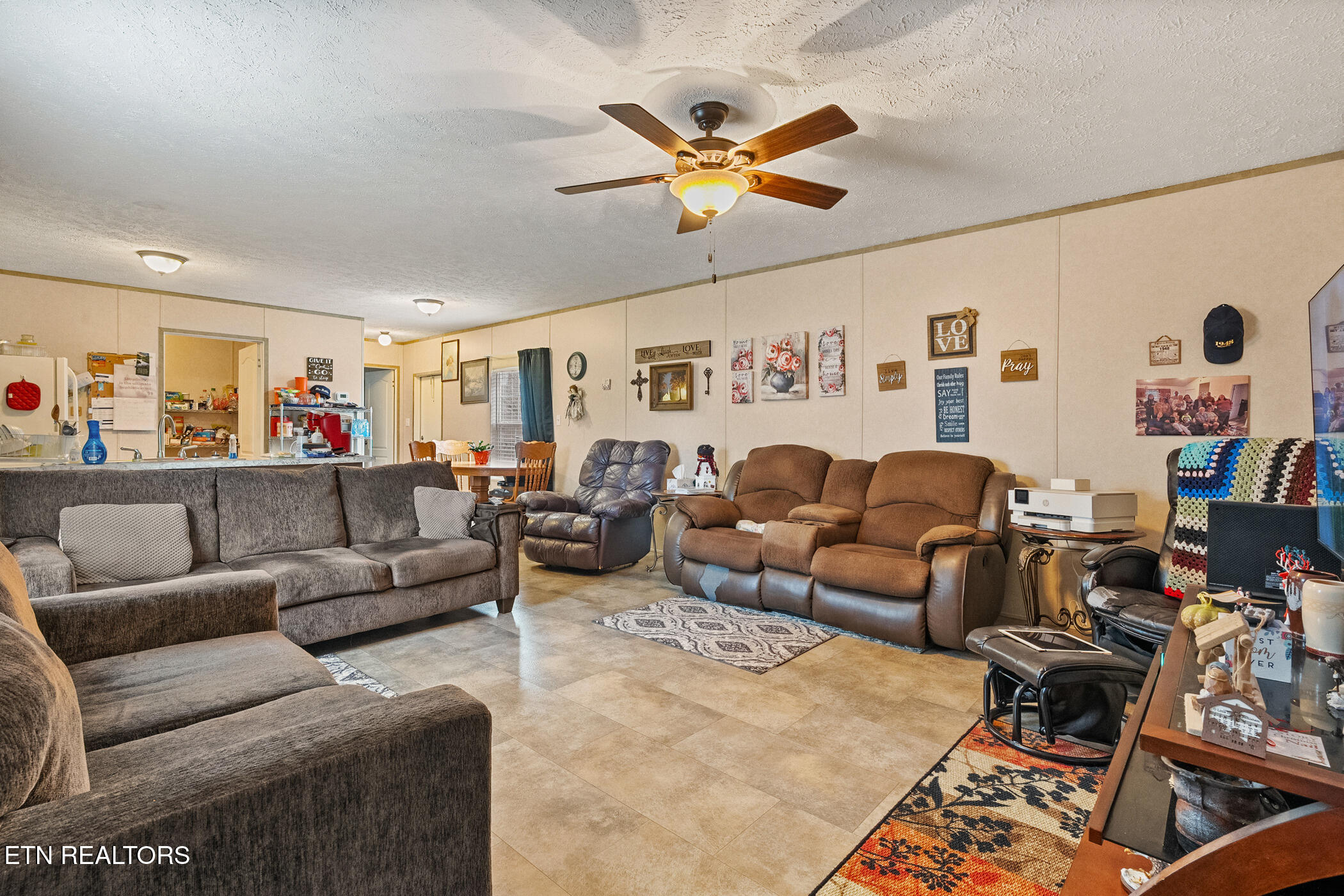 2938 Kathy Drive Kodak TN 37764