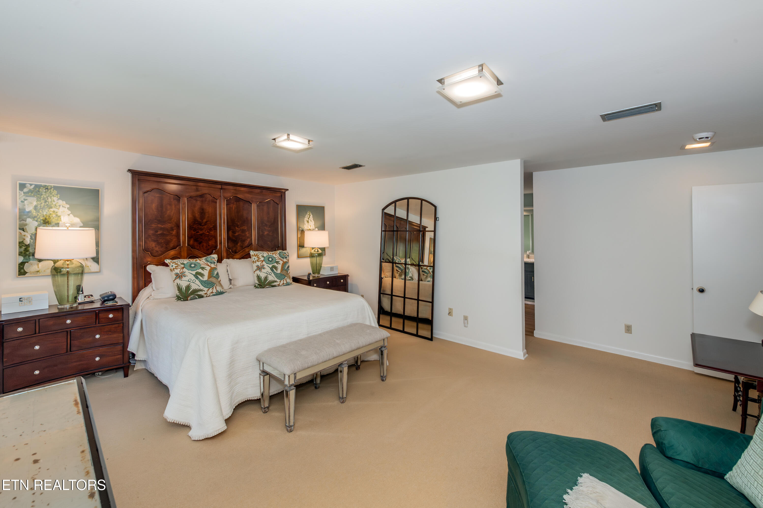 667 Kenesaw Avenue Knoxville TN 37919
