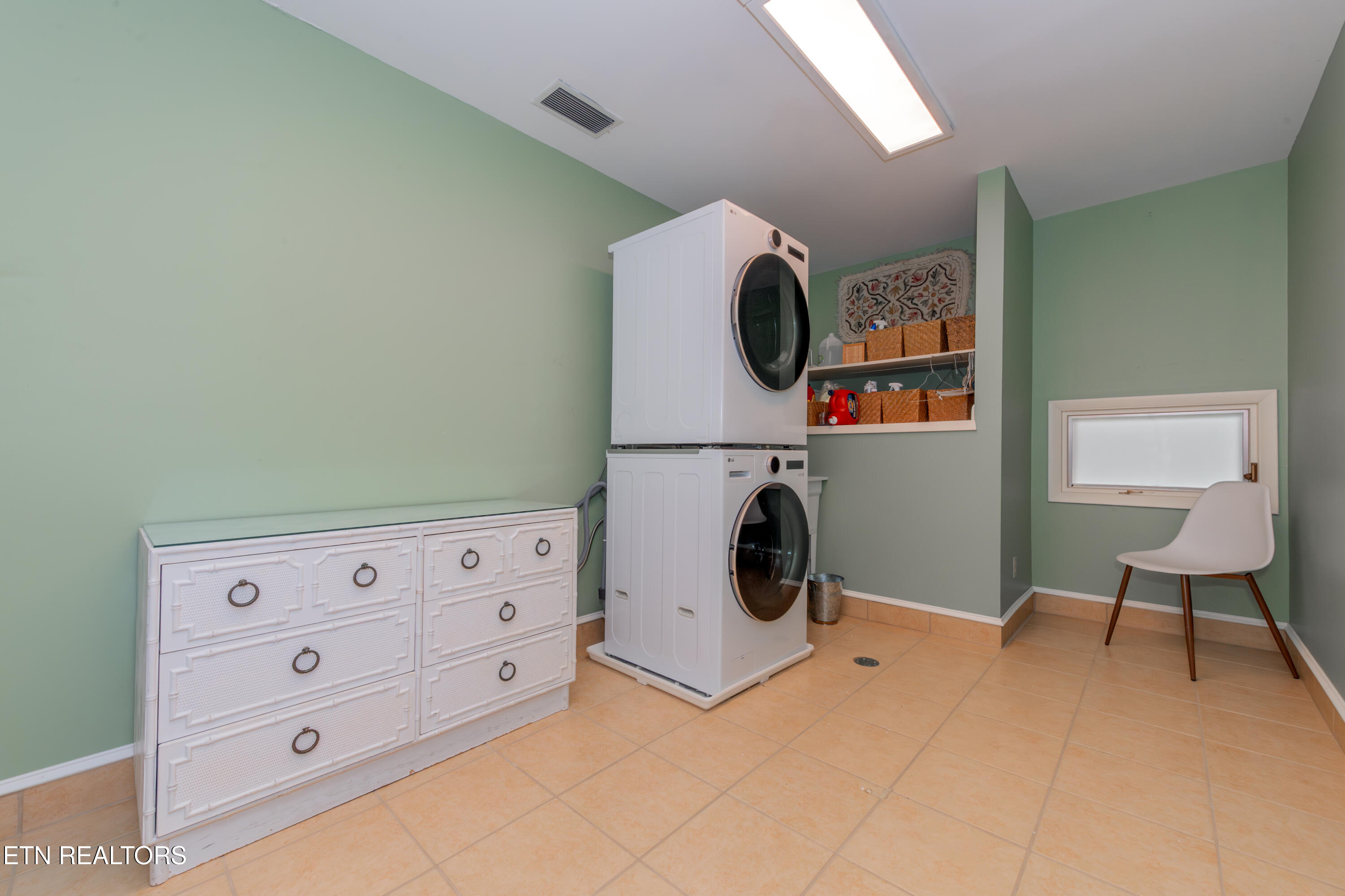 667 Kenesaw Avenue Knoxville TN 37919