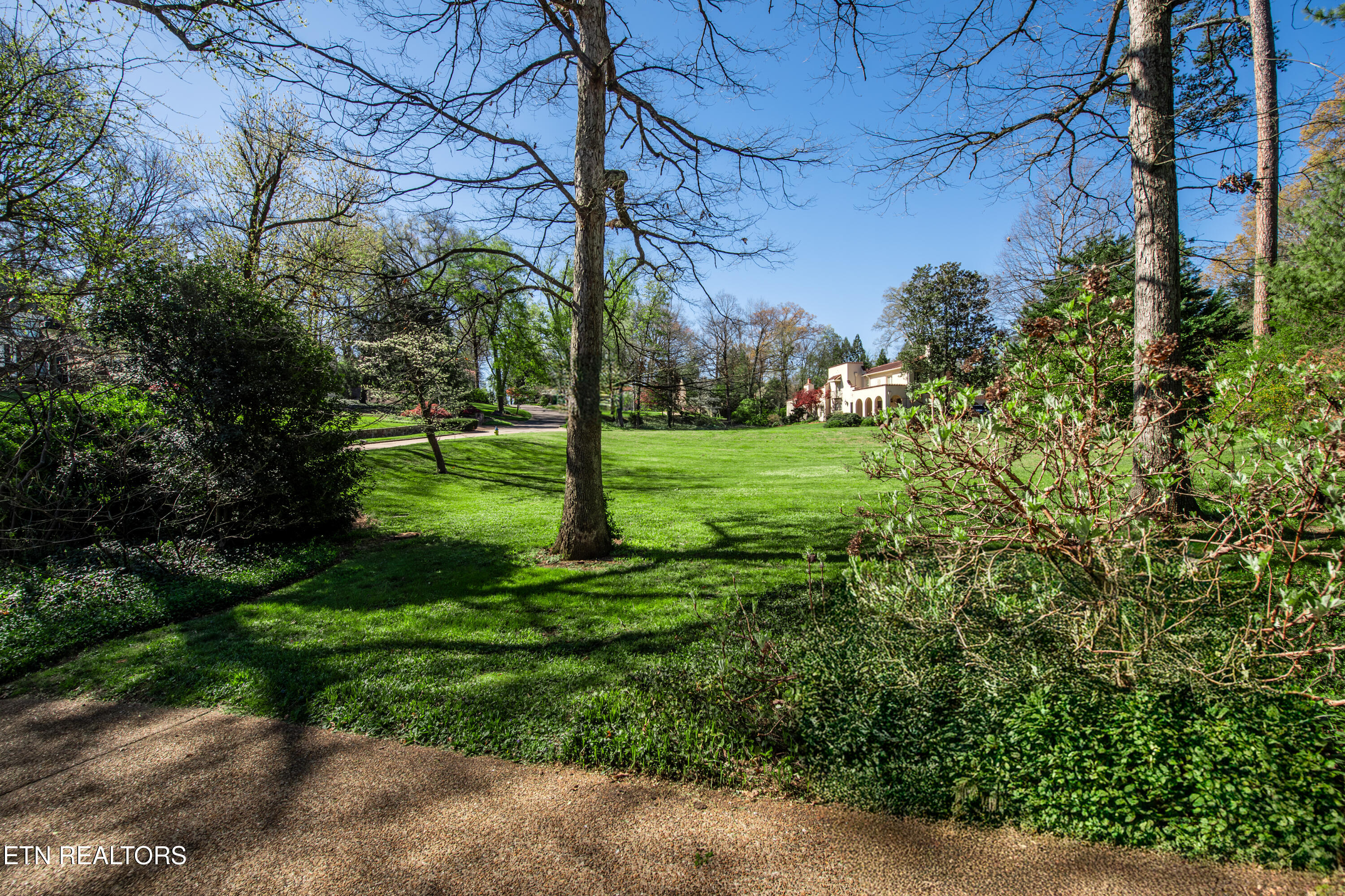 667 Kenesaw Avenue Knoxville TN 37919