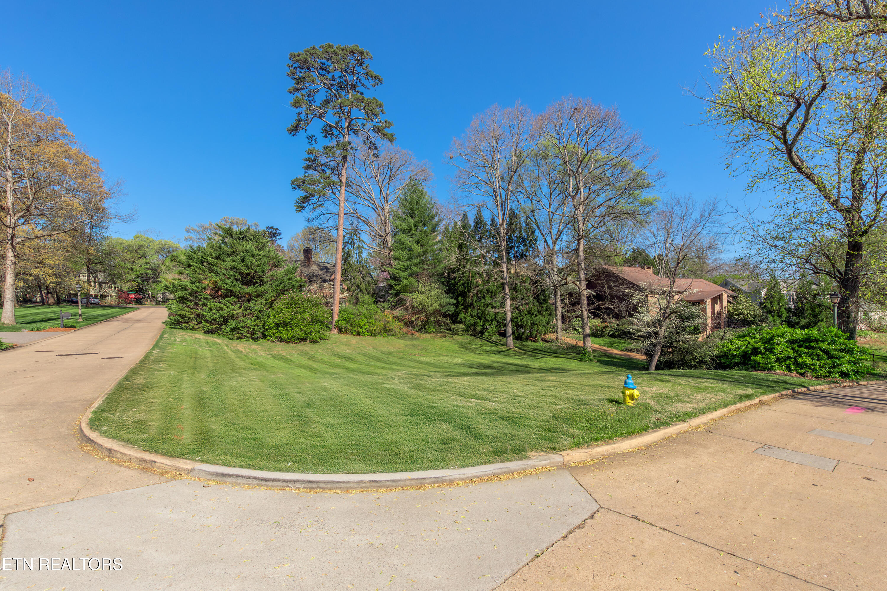 667 Kenesaw Avenue Knoxville TN 37919