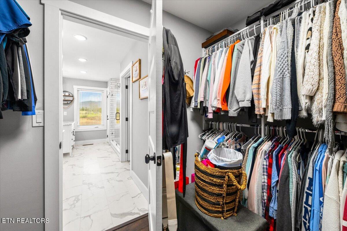 129 Austin Lane Jacksboro TN 37757