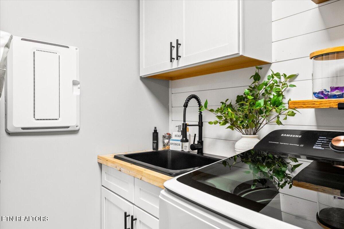 129 Austin Lane Jacksboro TN 37757