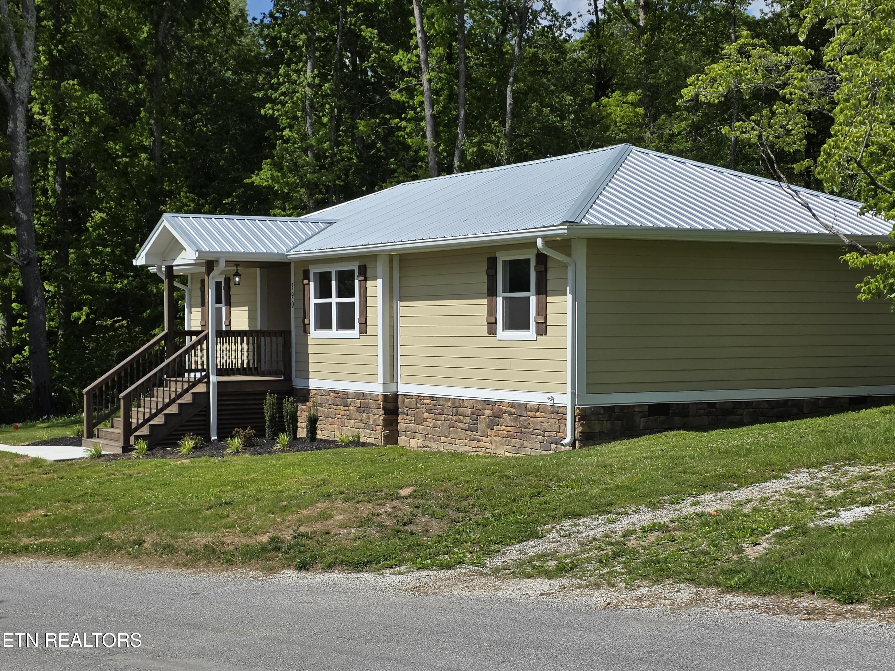 590 Litton Road Oneida TN 37841