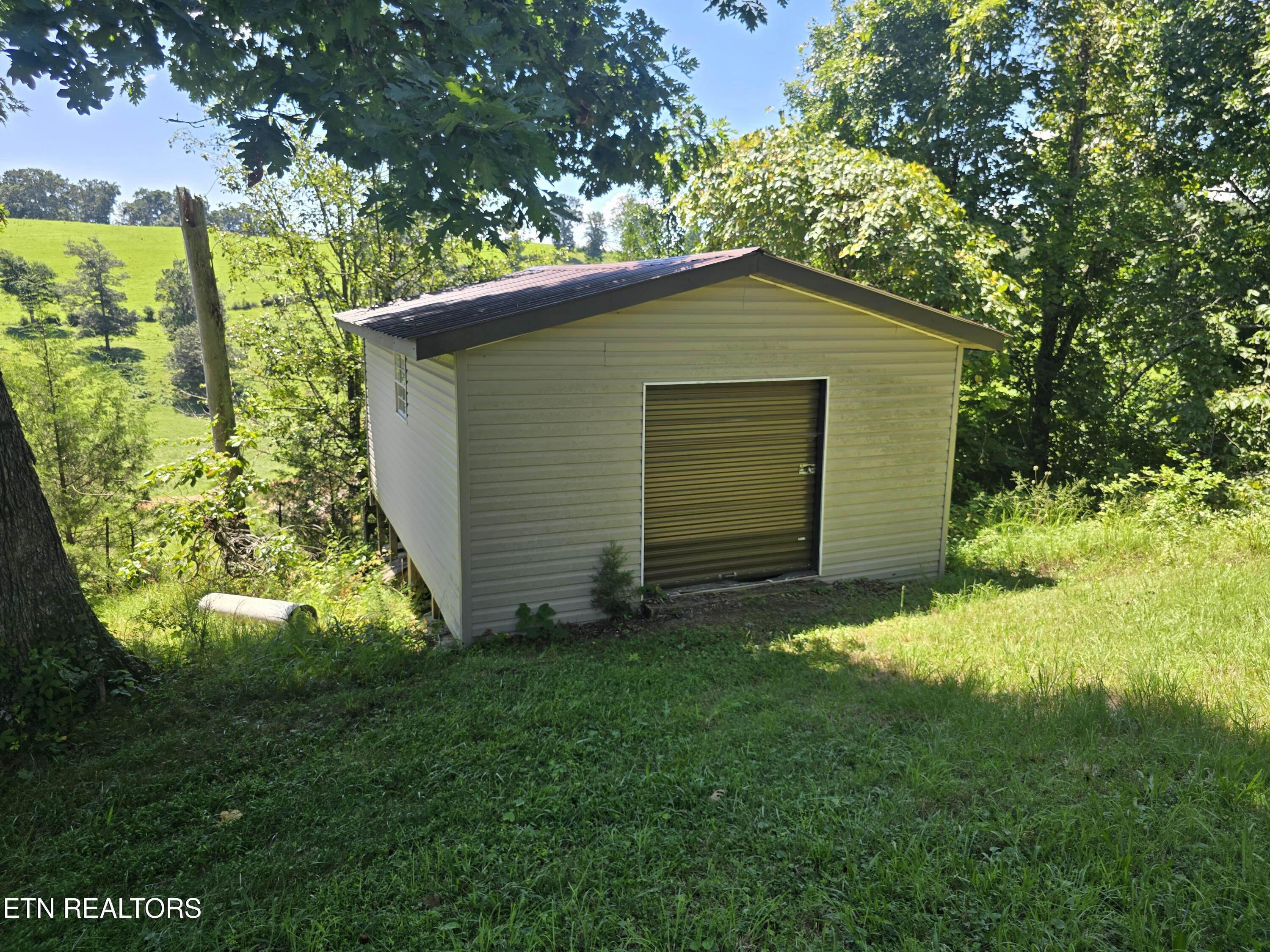 1019 Cole Road New Tazewell TN 37825