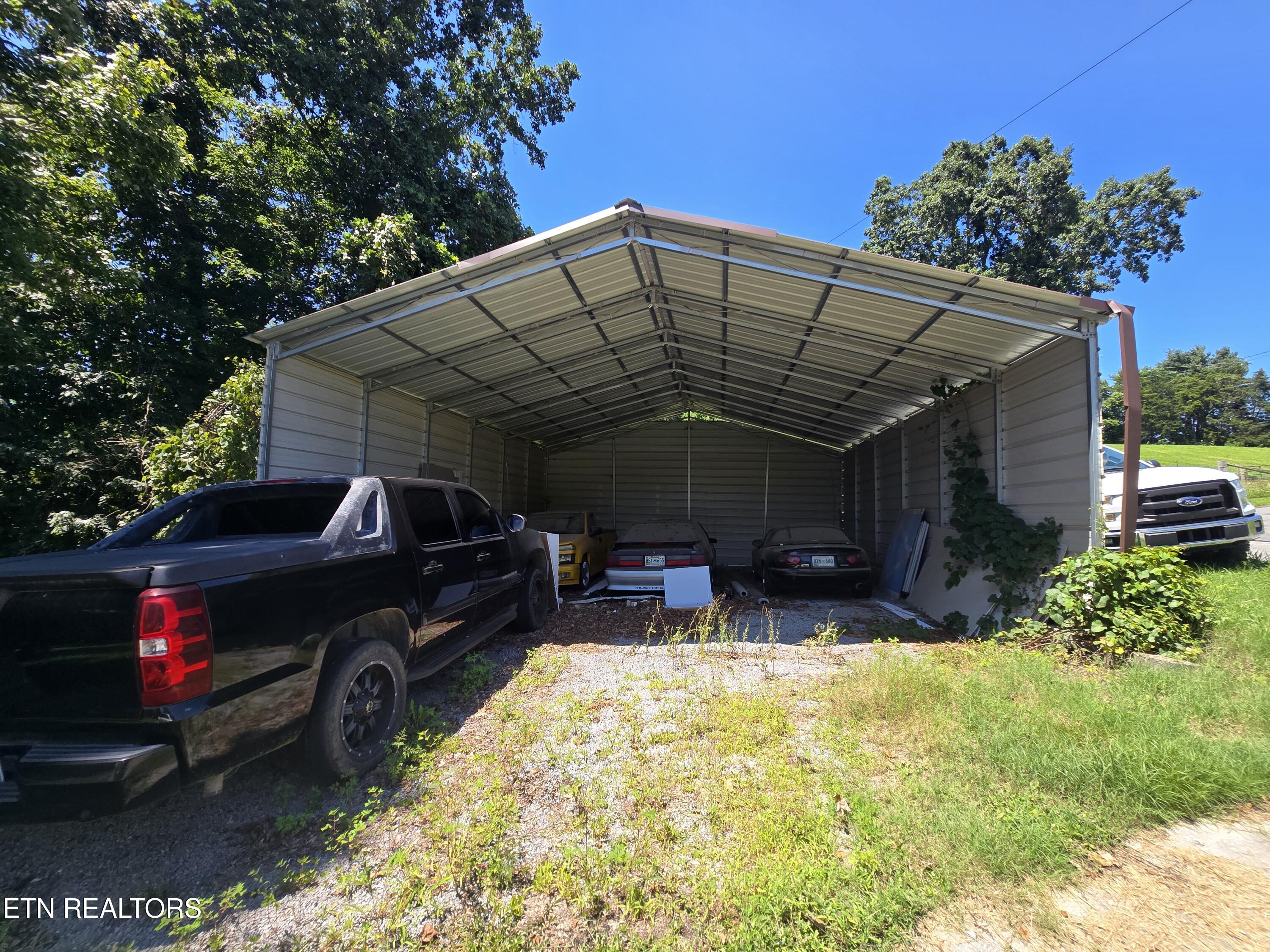 1019 Cole Road New Tazewell TN 37825