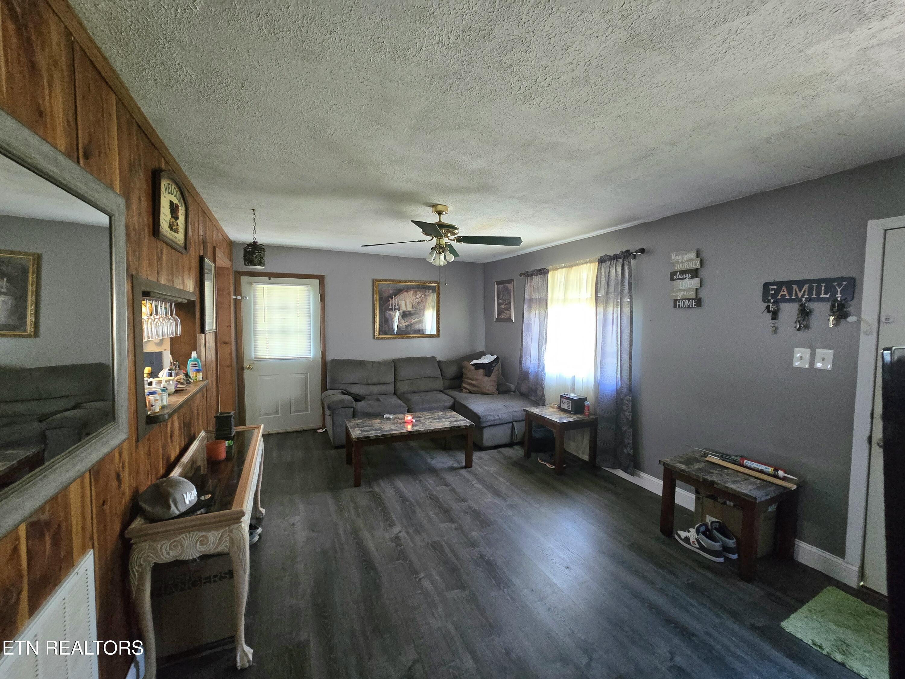 1019 Cole Road New Tazewell TN 37825