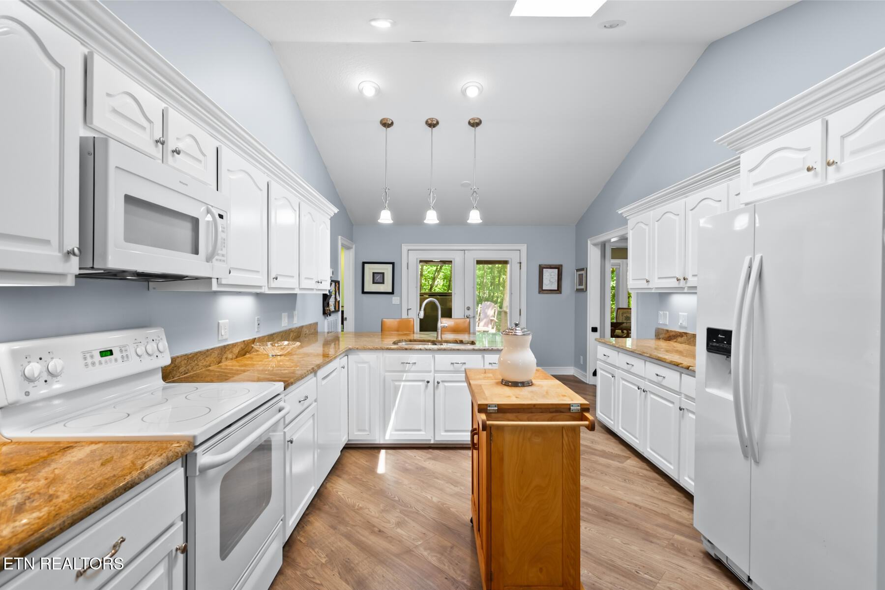 123 Camelot Lane Crossville TN 38558