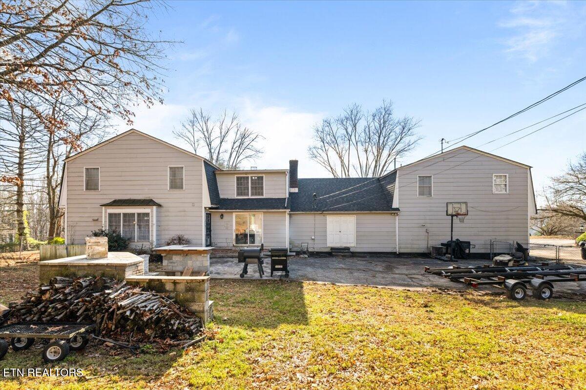 203 Golf Hill Lane Lafollette TN 37766
